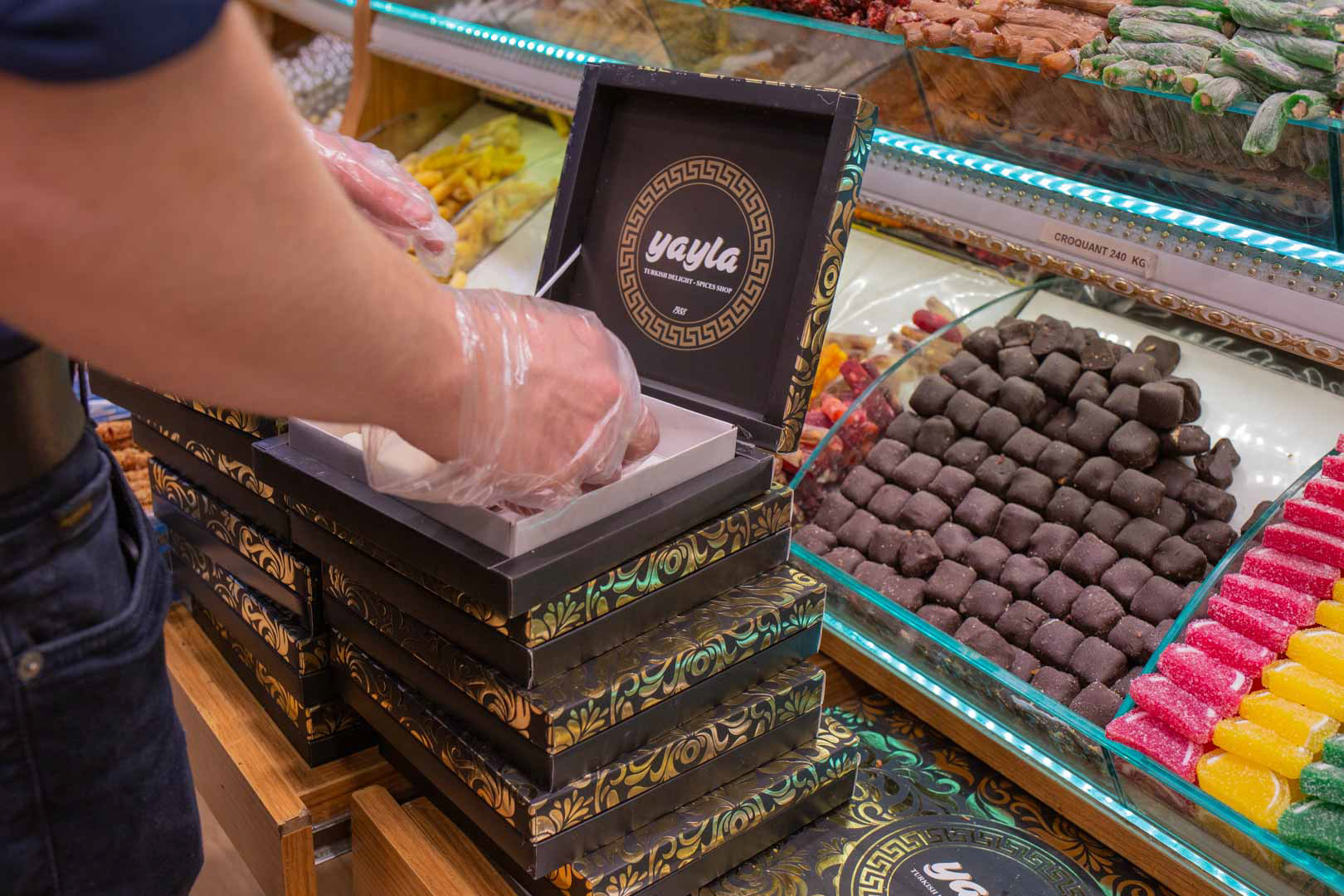 Packing sweets