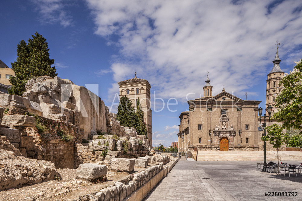 Roman Wall and Church of San Juan de los Panetes, Zaragoza