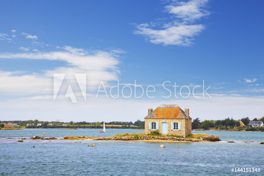 Cottage in the Etel River, Ile de Saint-Cado, Brittany