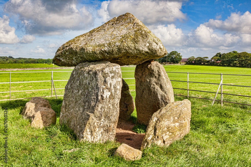 Bodowyr Burial Chamber, Anglesey