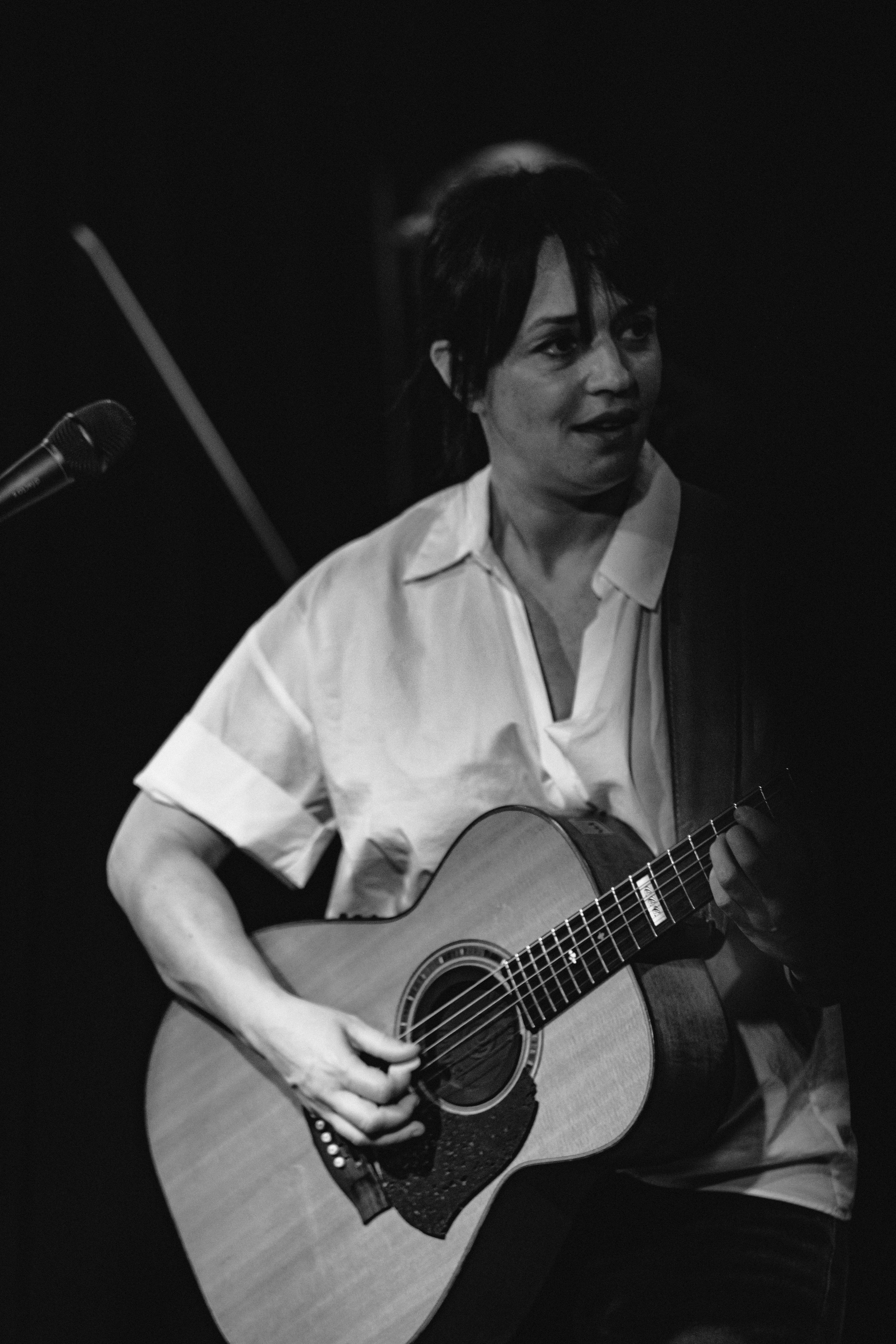 Carmen Consoli durante la segunda de sus actuaciones en el Café Berlín... LXVII