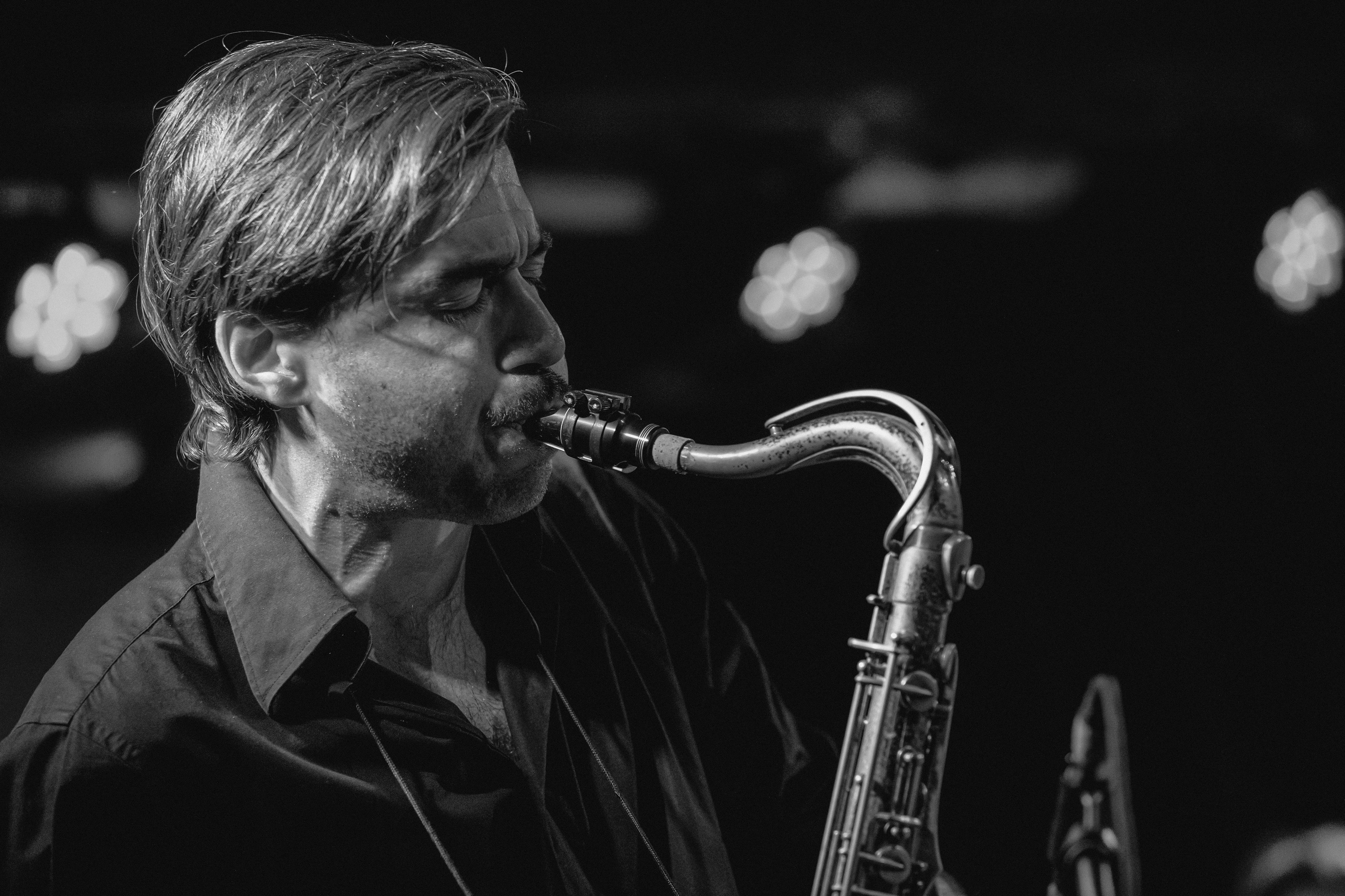 Bob Sands Big Band & Quique Gómez... XLVIII