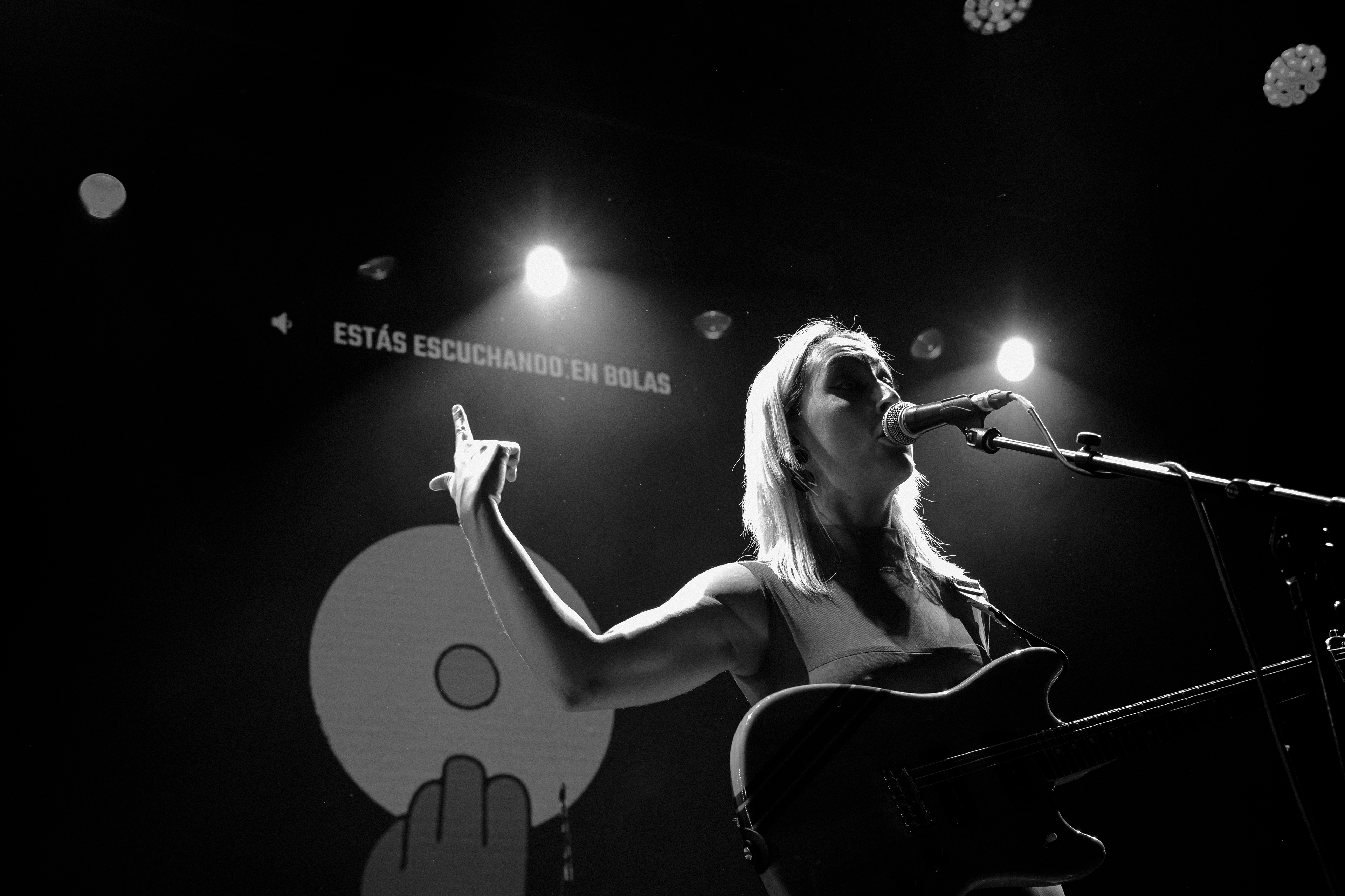 Ginebras durante la presentación de su disco ¿Quién conoce a Billie Max?... CXLIII