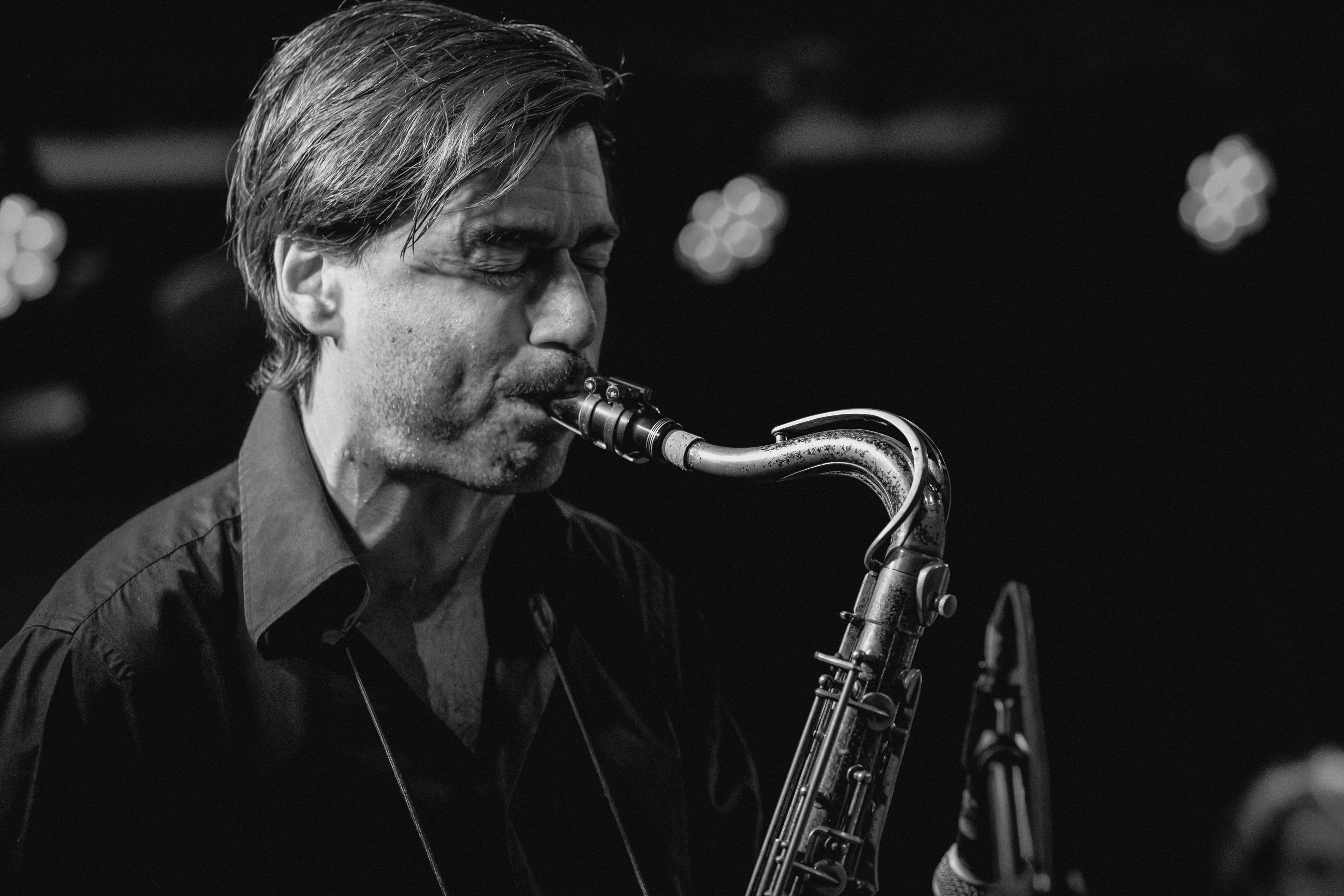 Bob Sands Big Band & Quique Gómez... XLIV