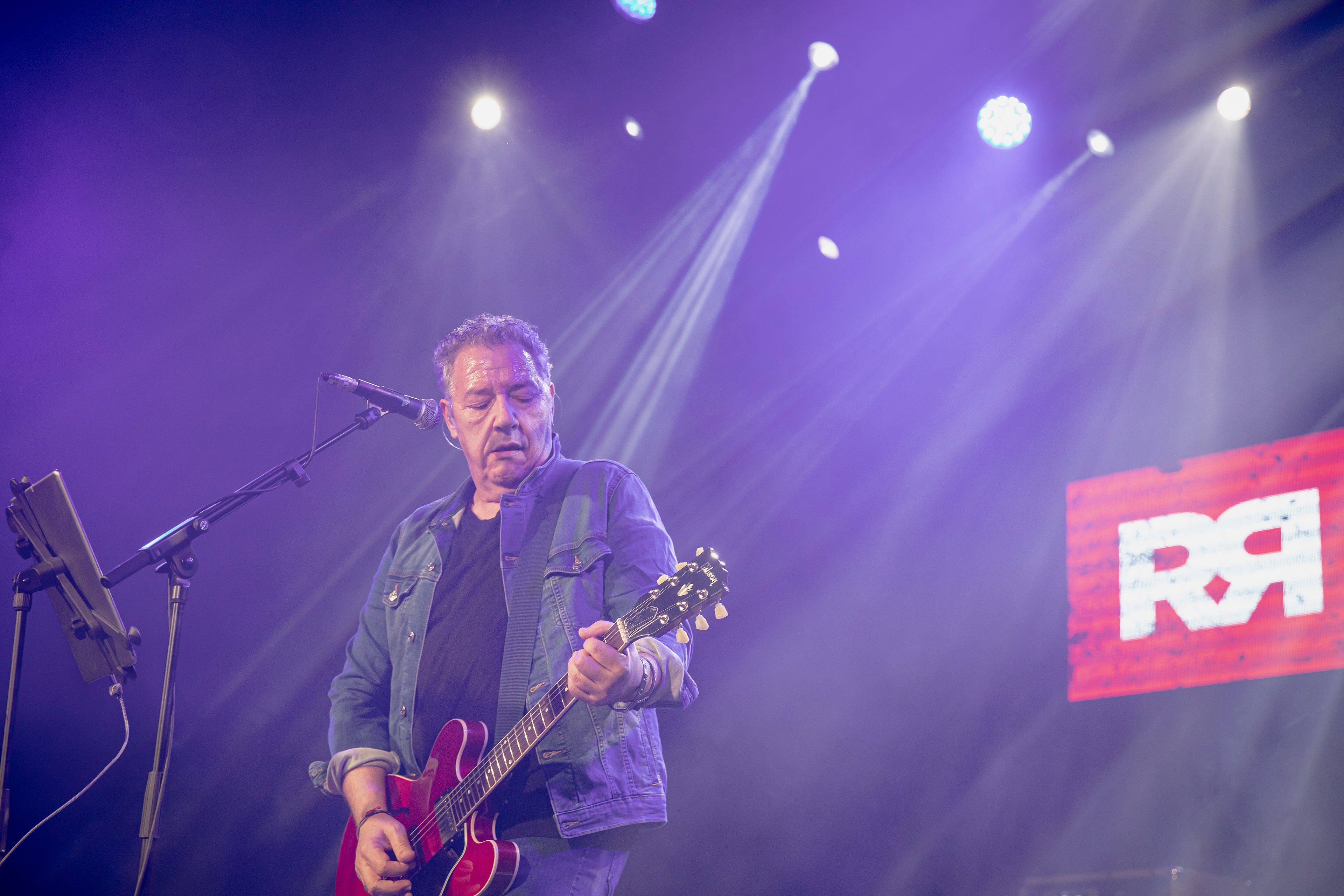 Revolver en La Riviera. Gira Adictos a la euforia... XL