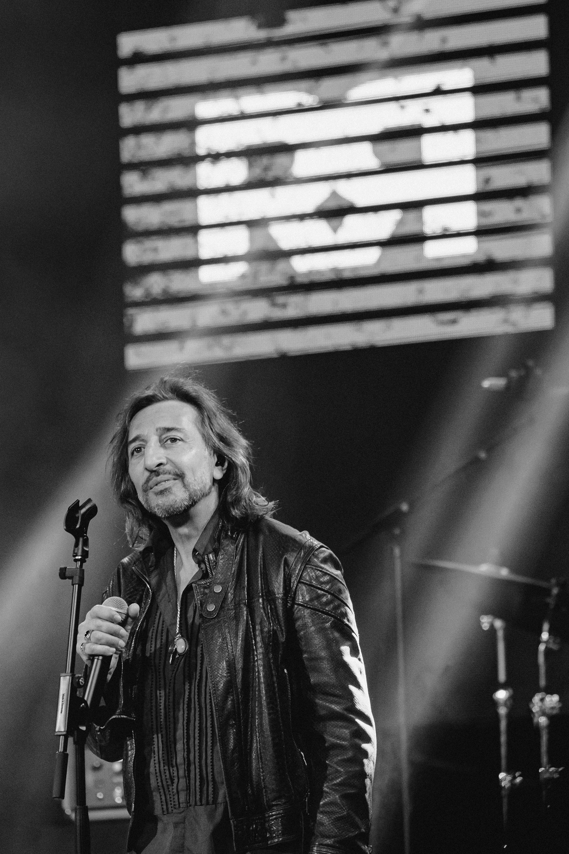 Revolver en La Riviera. Gira Adictos a la euforia... CIII