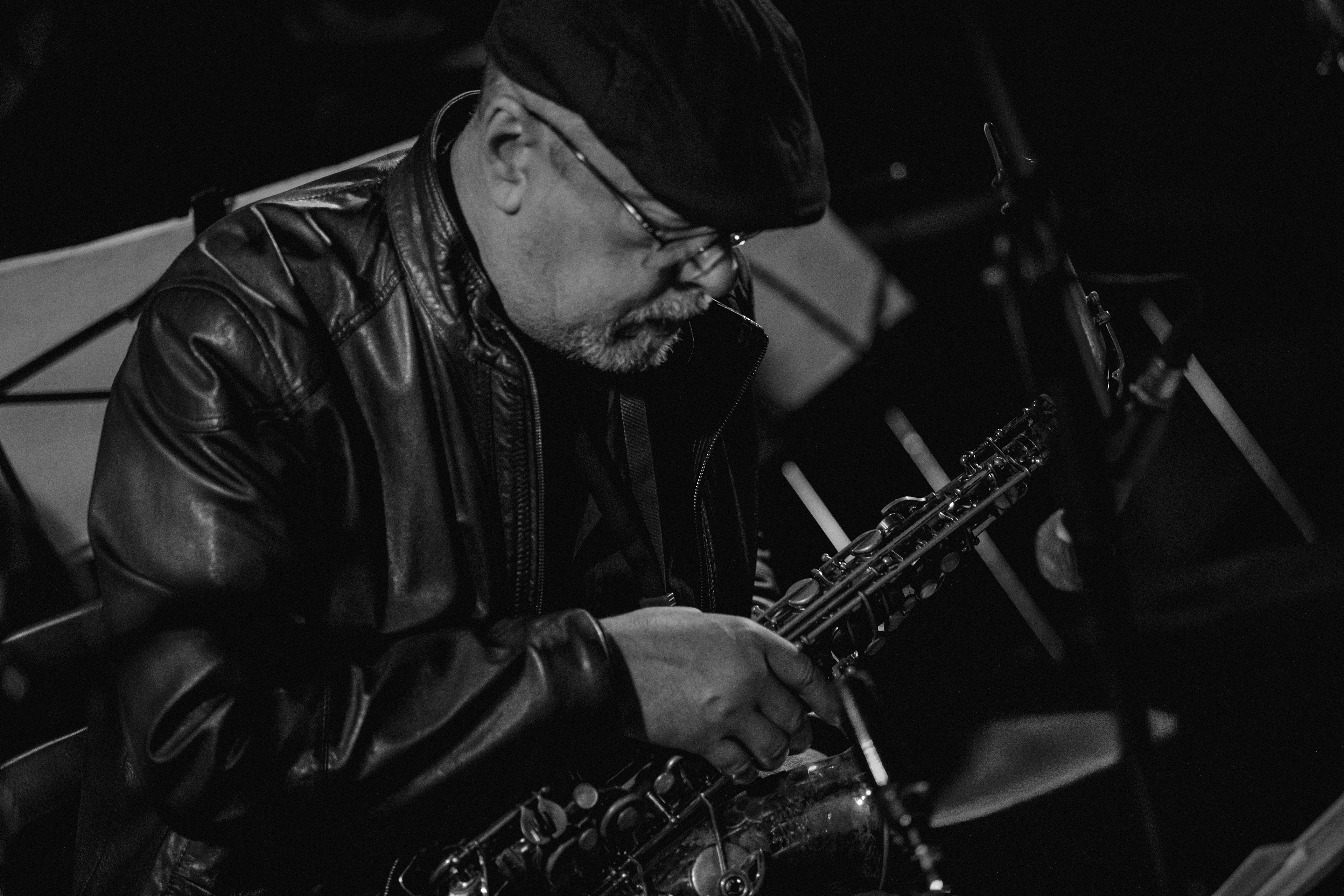Bob Sands Big Band & Quique Gómez... LXXX