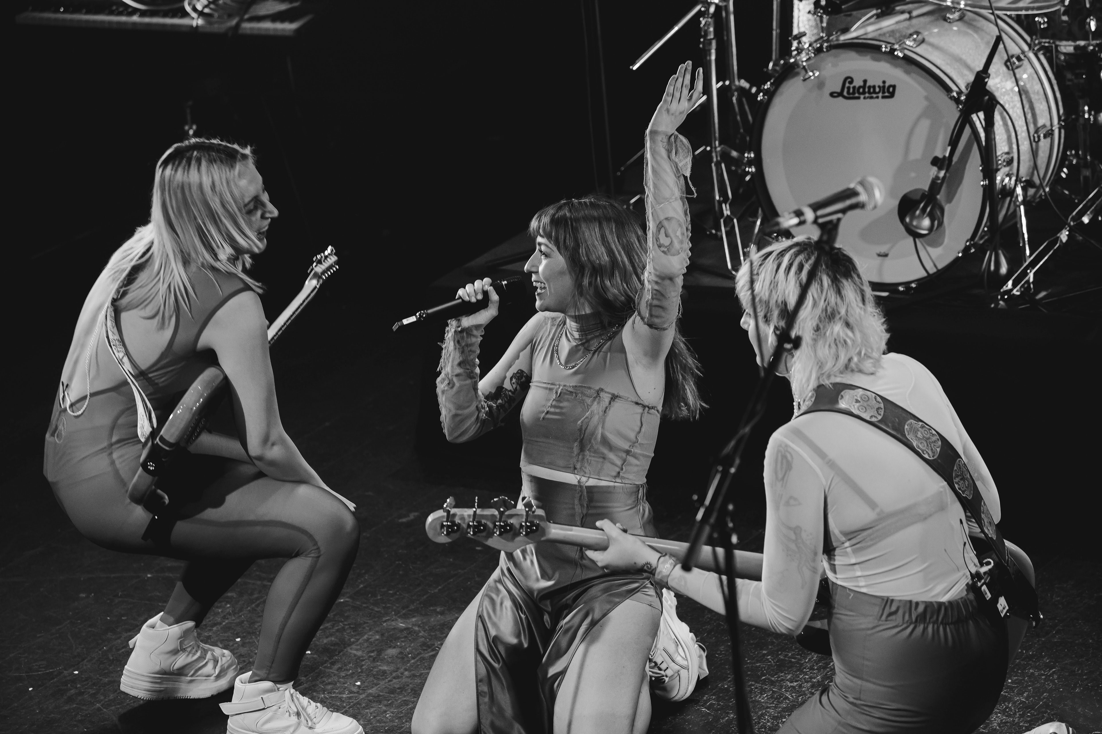 Ginebras durante la presentación de su disco ¿Quién conoce a Billie Max?... LVI