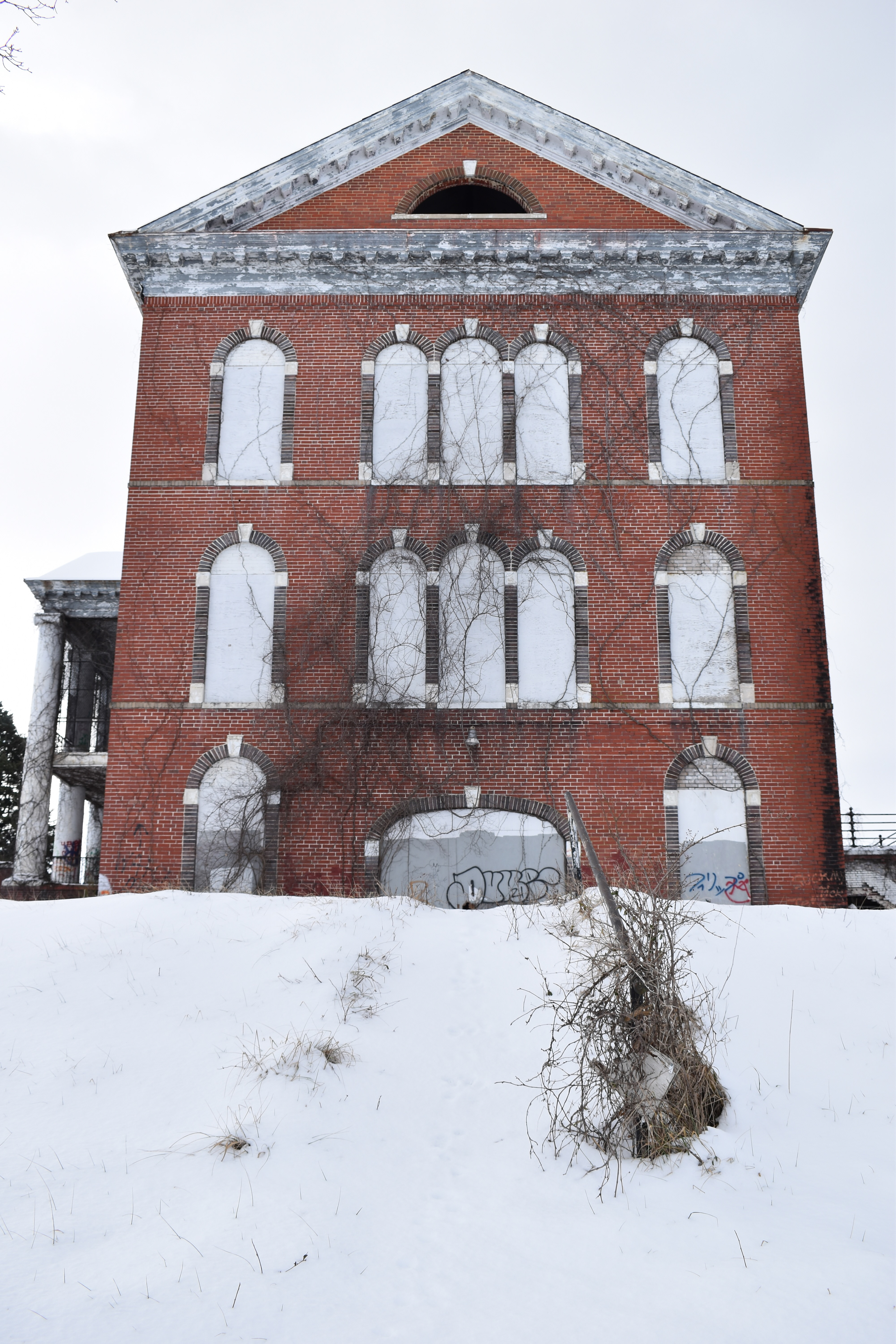 Untitled, 2025, Nikon D3500, DeJarnette Sanitarium in Staunton Virginia