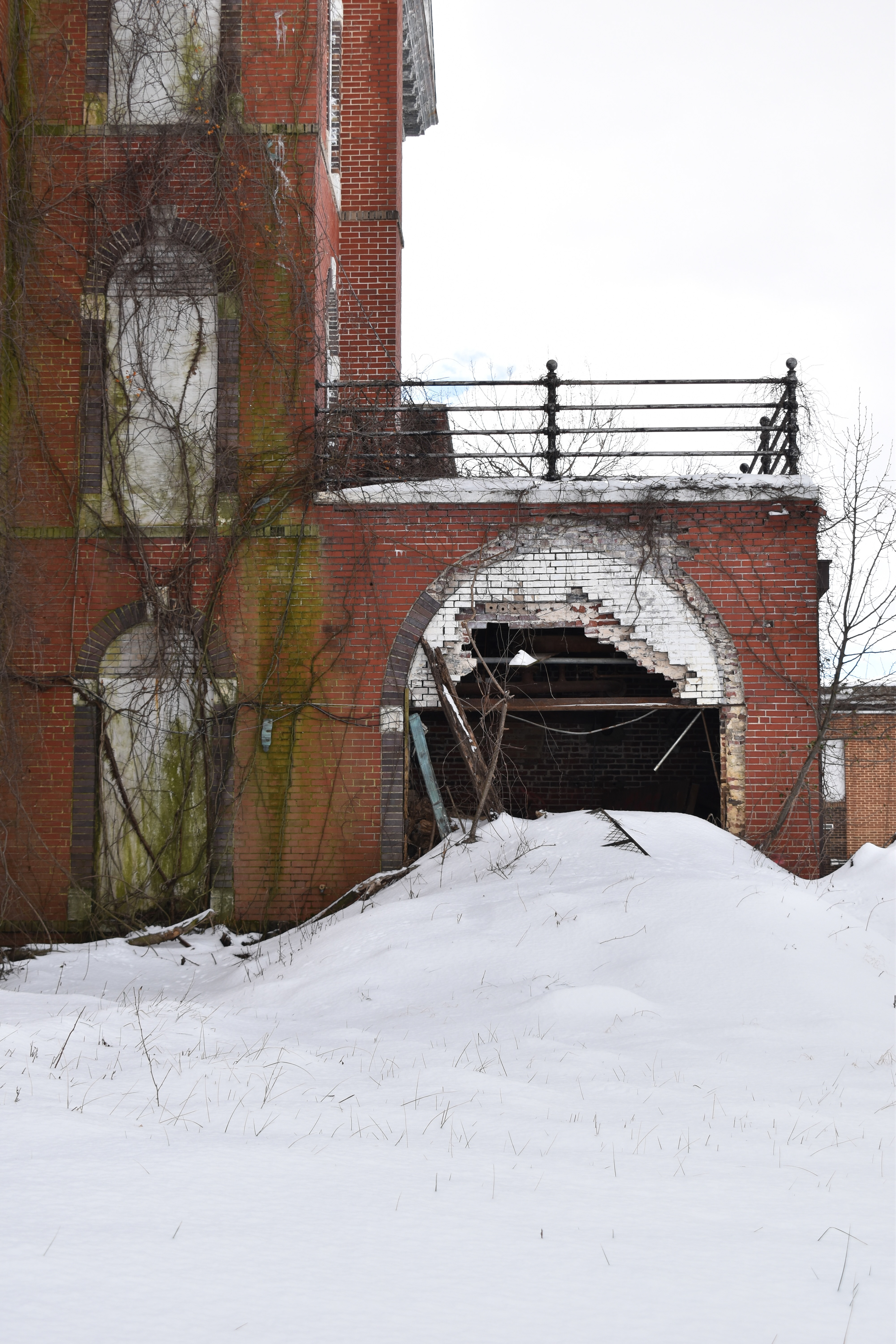 Untitled, 2025, Nikon D3500, DeJarnette Sanitarium in Staunton Virginia