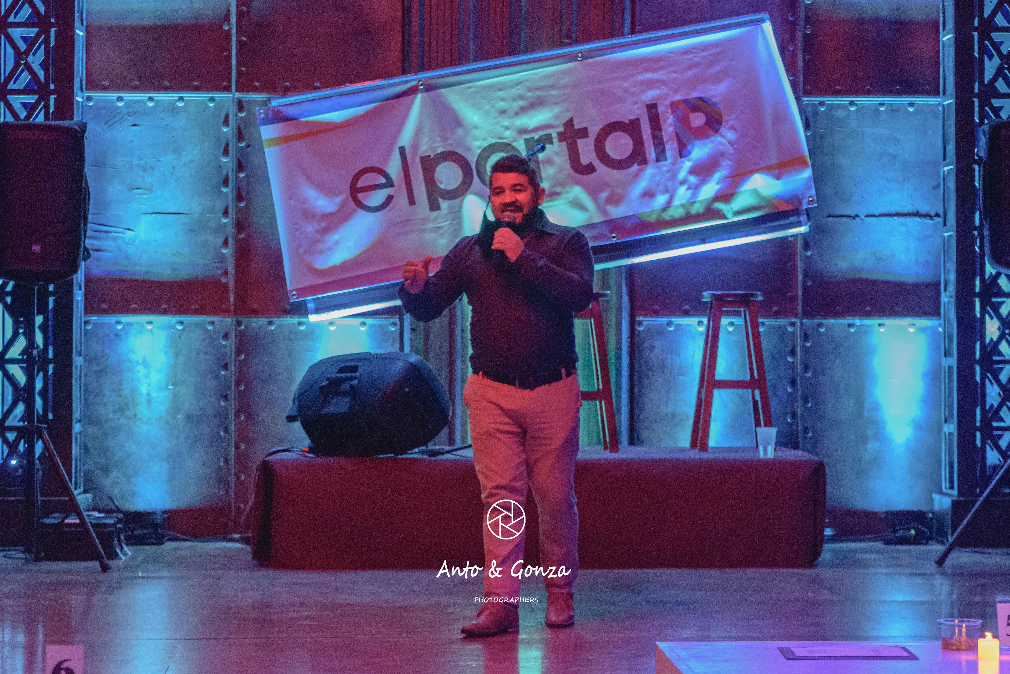 Guillermo Fernandez en El Portal Teatro