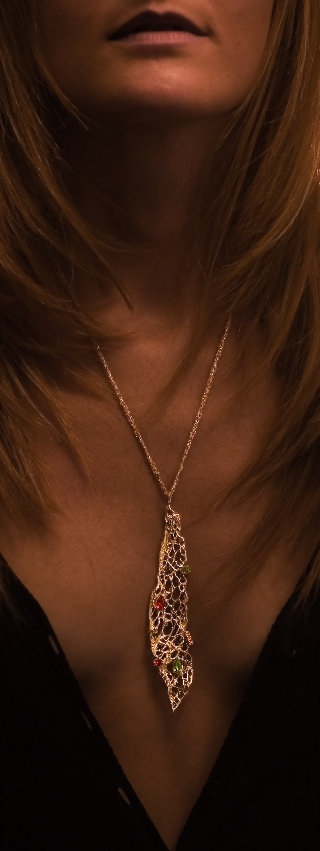 Pendente in oro 18 kt con Zaffiri multicolor