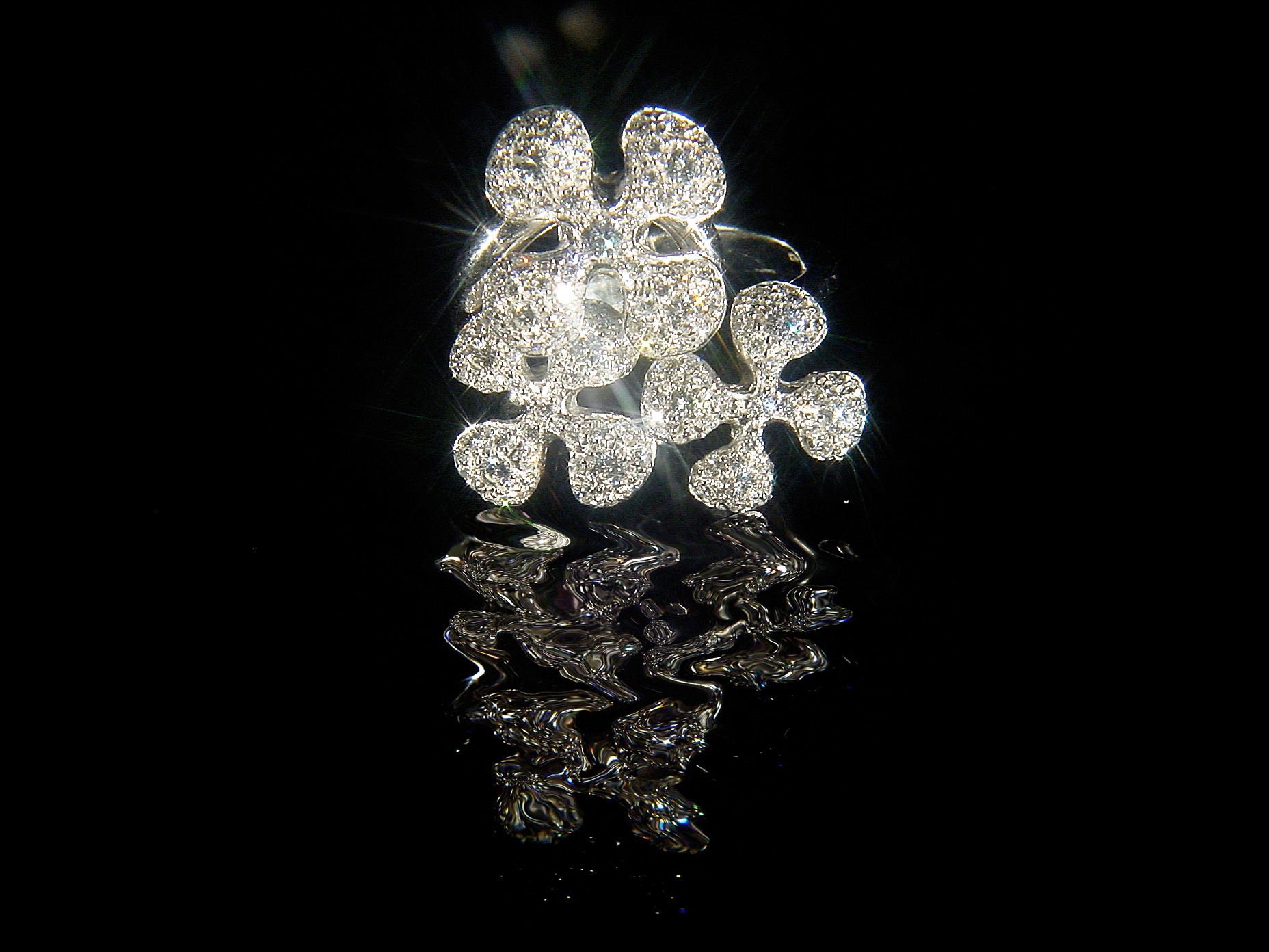 Anello in oro 18 kt con Diamanti