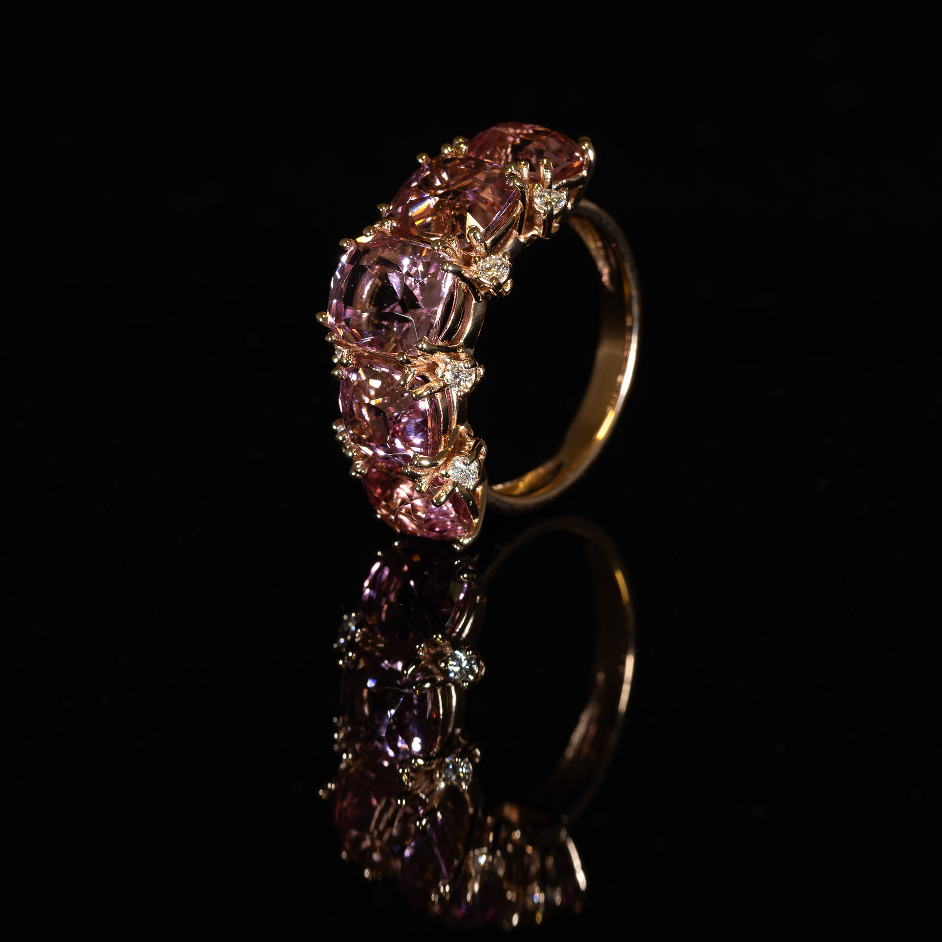 Anello in oro rosa con Tormaline rosa e Diamanti