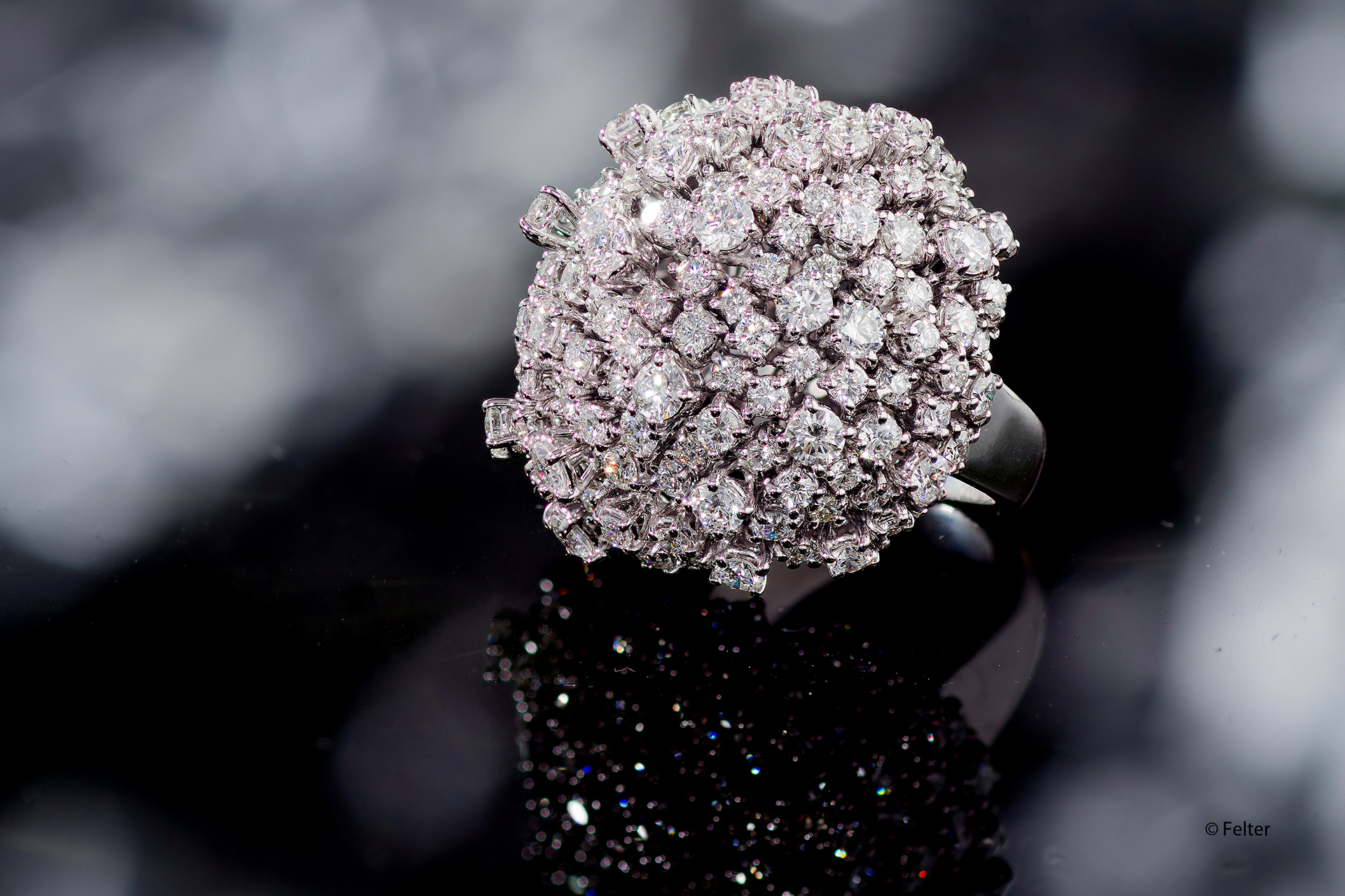 Anello in oro 18 kt co Diamanti