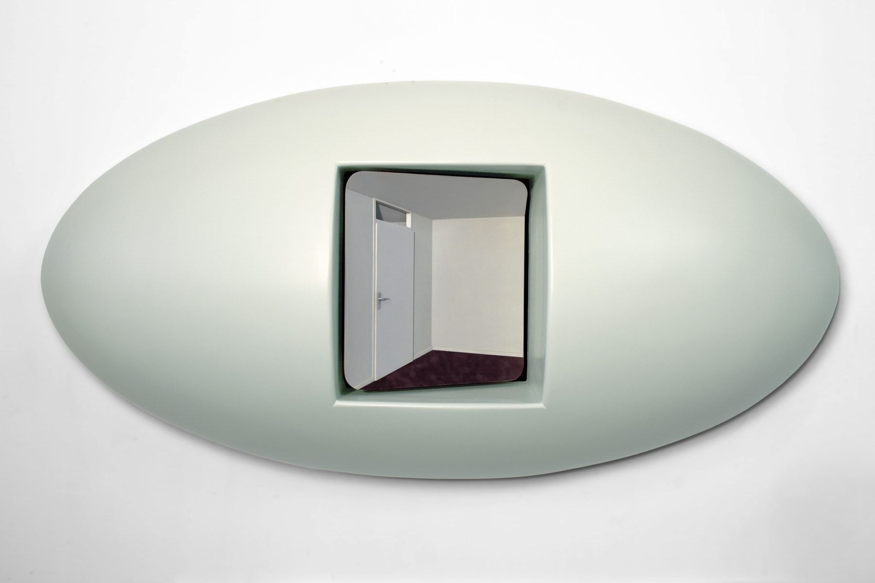 Utopia I, 2014. Mdf, Polyesther, Alkydverf, Aluminium, B120 – H.60 – D.20 Cm.