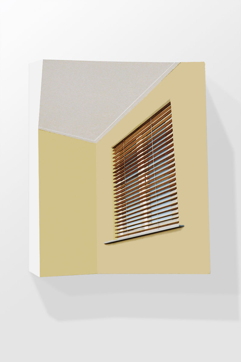 Morgenstond, 2004. Hout, Verf, Electrisch licht, B. 33 - H. 36 - D. 20 - Cm. Mp3-Player met geluid van vogels