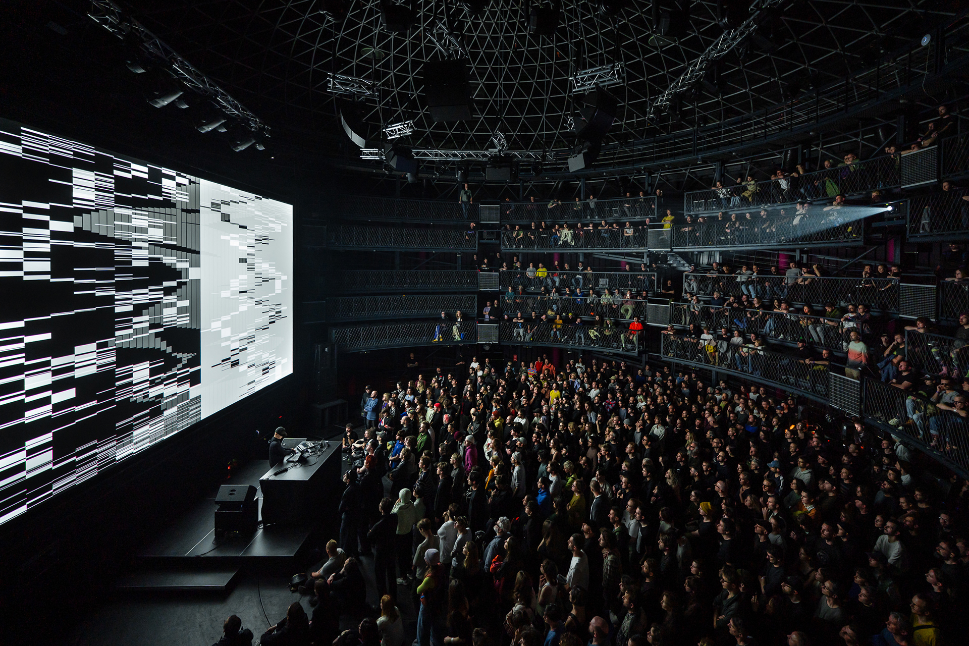 Ryoji Ikeda