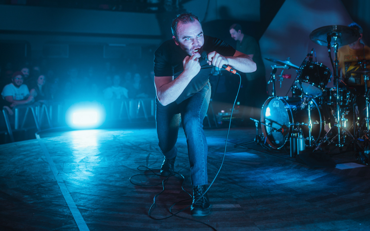 FUTURE ISLANDS / LMB