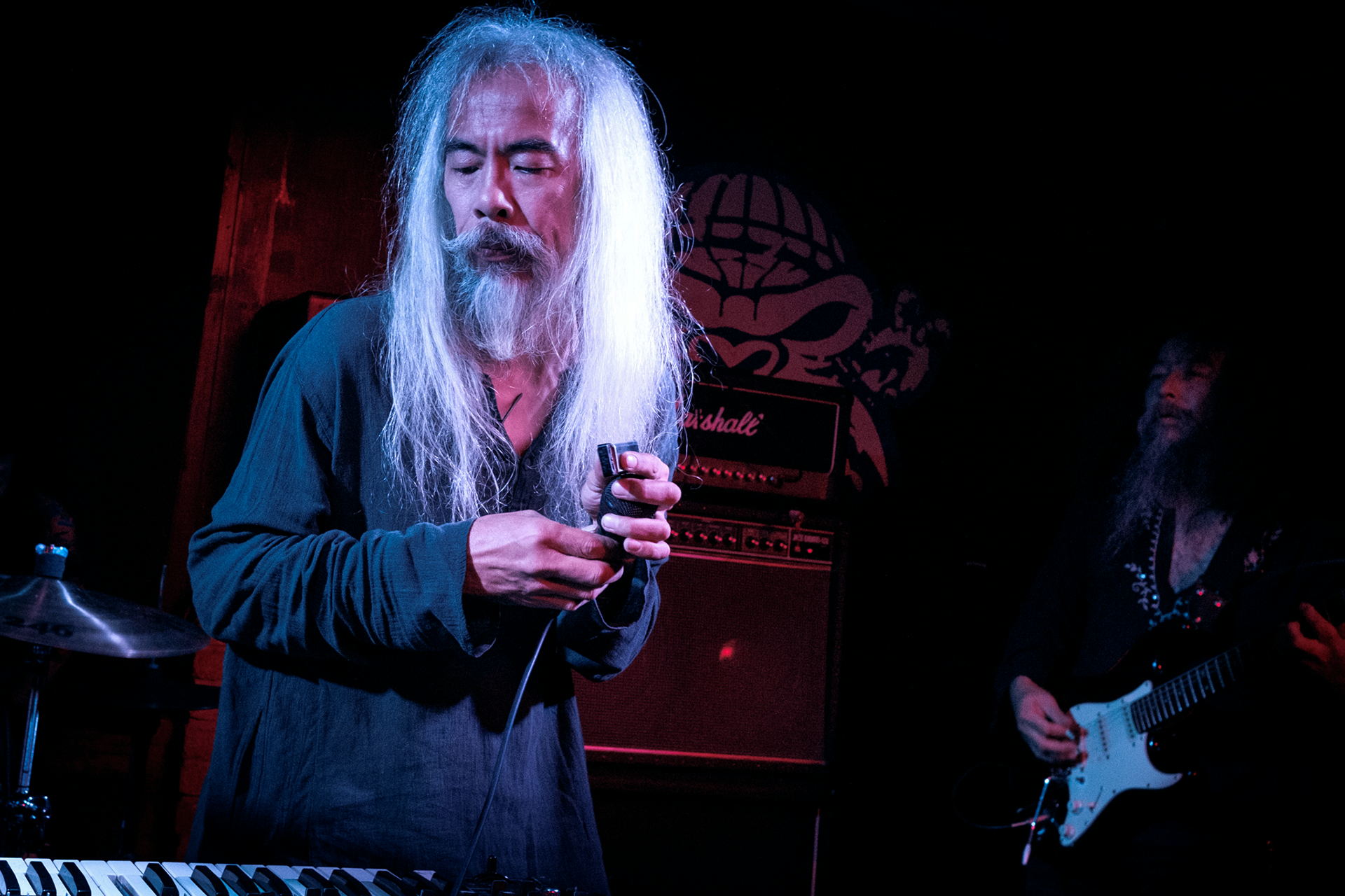 ACID MOTHERS TEMPLE