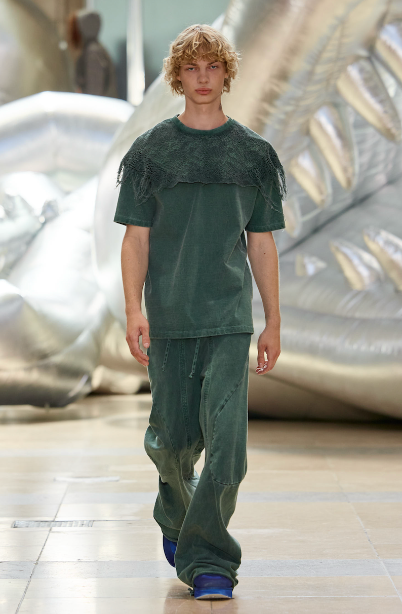 Design and development of lace collared T-shirt