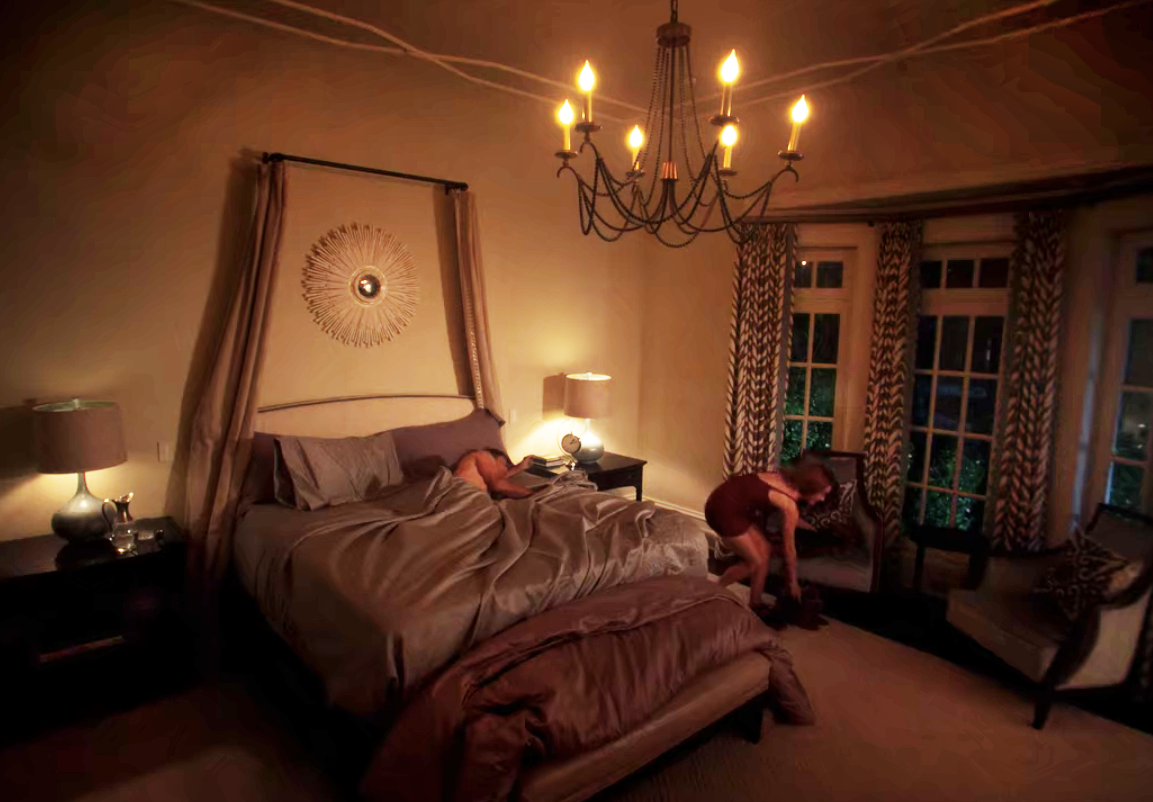 INTERIOR HUGH AND WILLA'S BEDROOM LOCATION SET