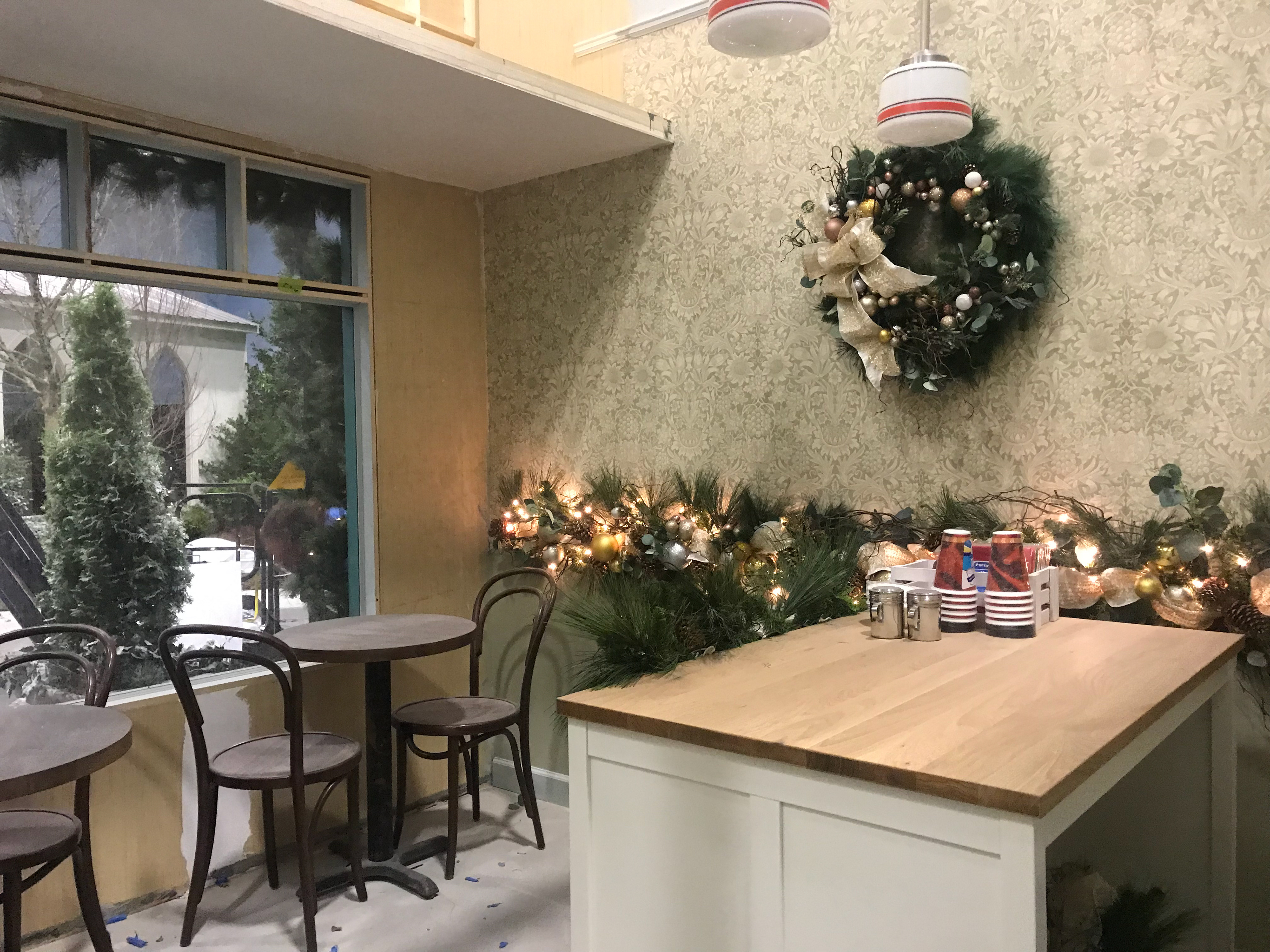 CAFE SET INTERIOR
