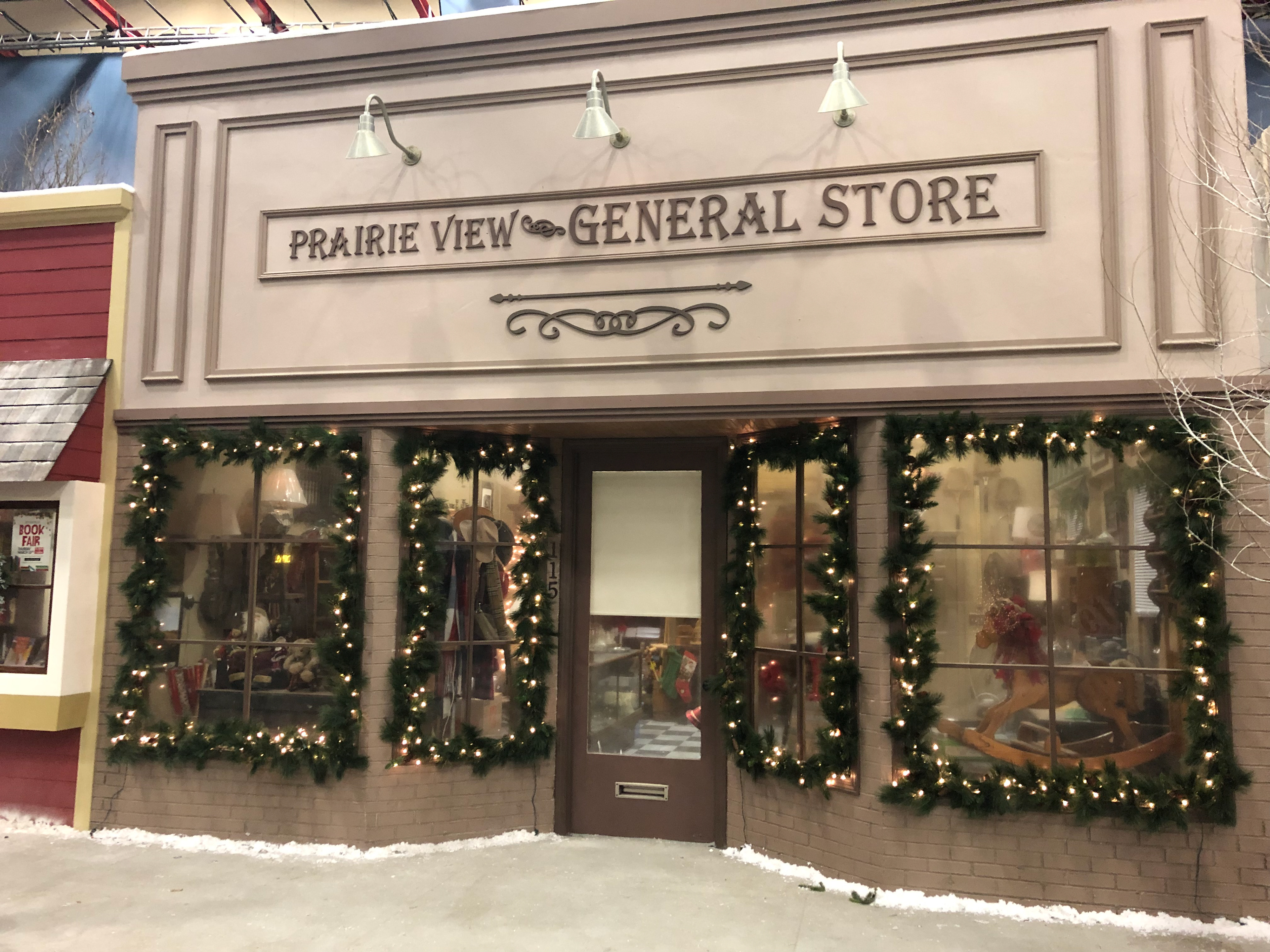 GENERAL STORE SET EXTERIOR
