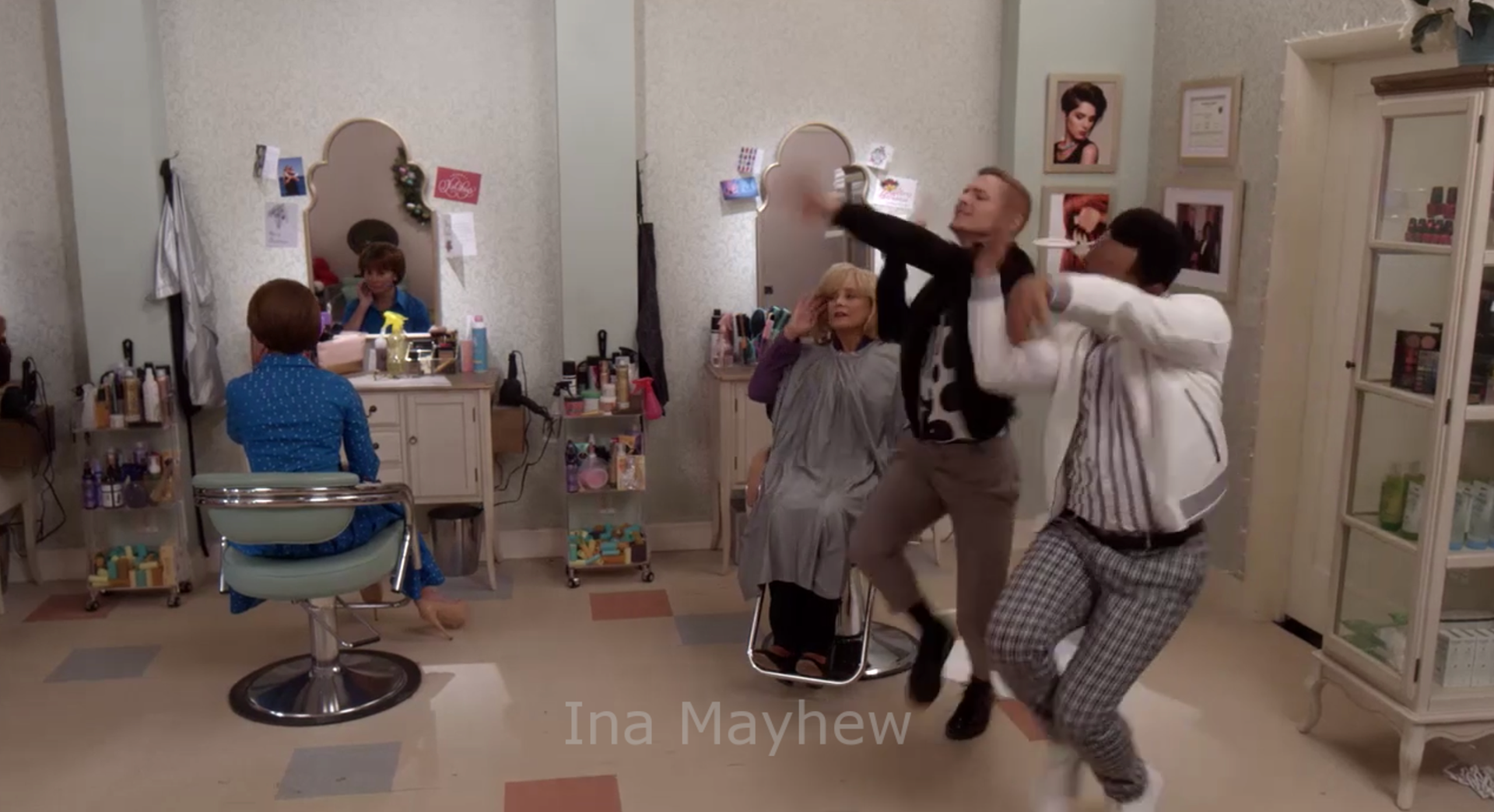 BEAUTY SHOP SET INTERIOR