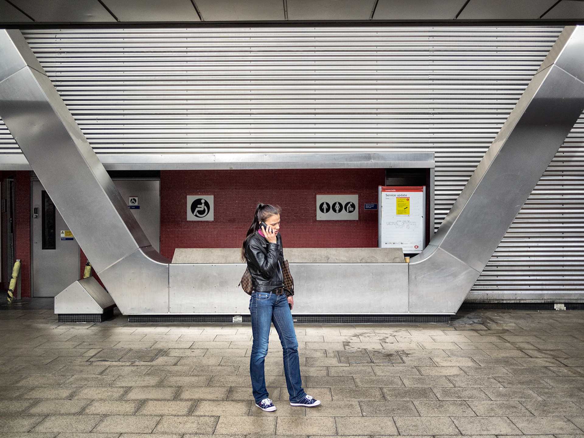 Today was the AGM of the RPS Documentary and Visual Journalism group.I tagged along as I needed a day out shooting, since I have not been out in anger, with my camera, all weekThis was my first shot from a very long, fun, day.