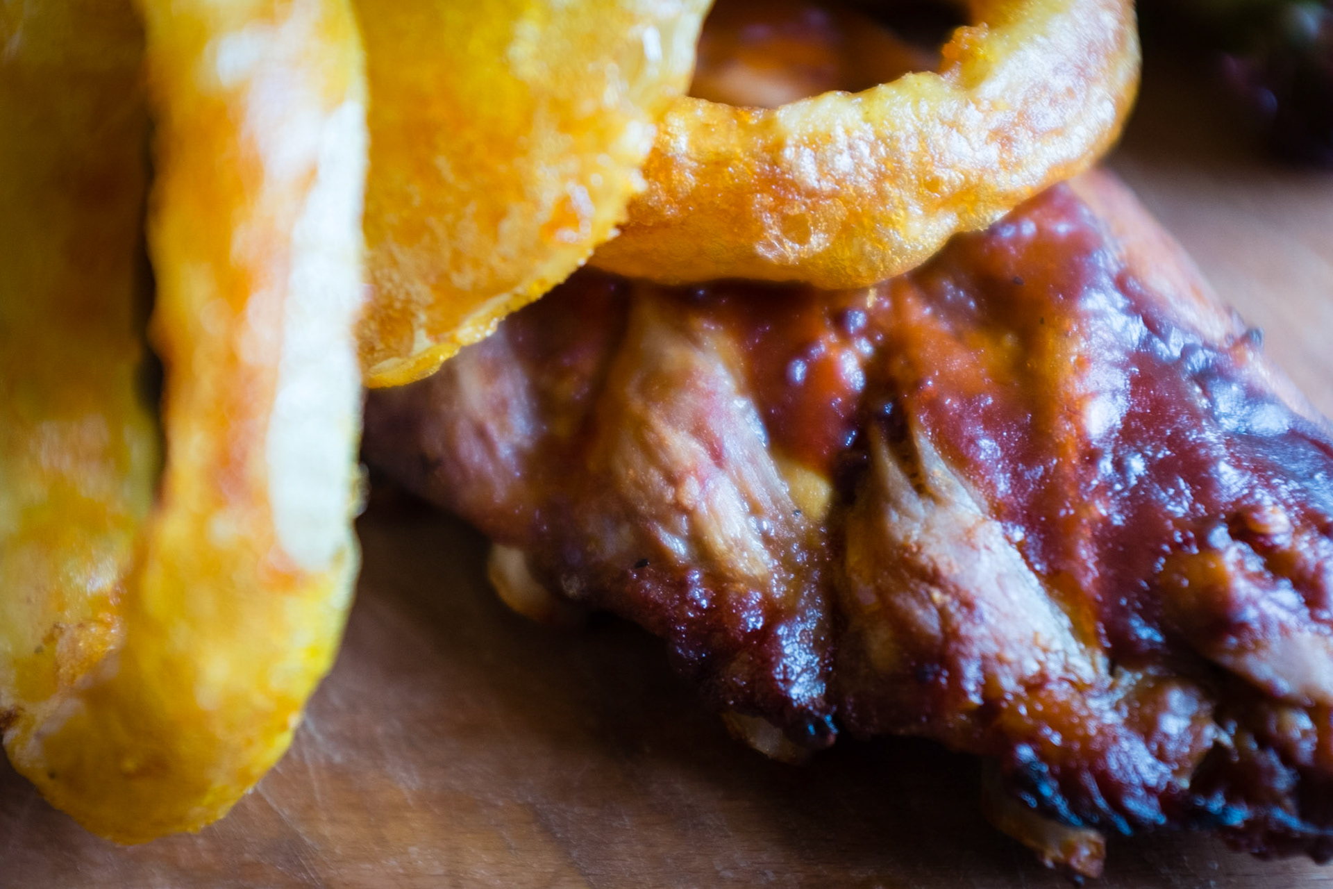 Visited the in-laws today, but much later than usual.Fortunately this allowed us to have dinner at 'The Cricketers' near Duncton.Superb meal!(and thanks Auntie Sandra for the treat)