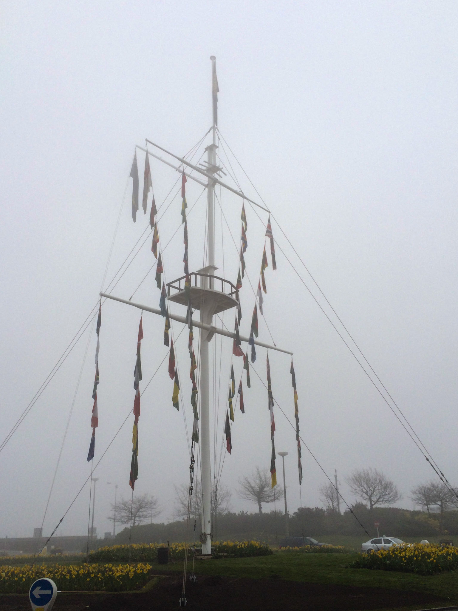 Back BlipNothing is moving today, not the air, the fog nor the plains.I hope this improves by tomorrow.