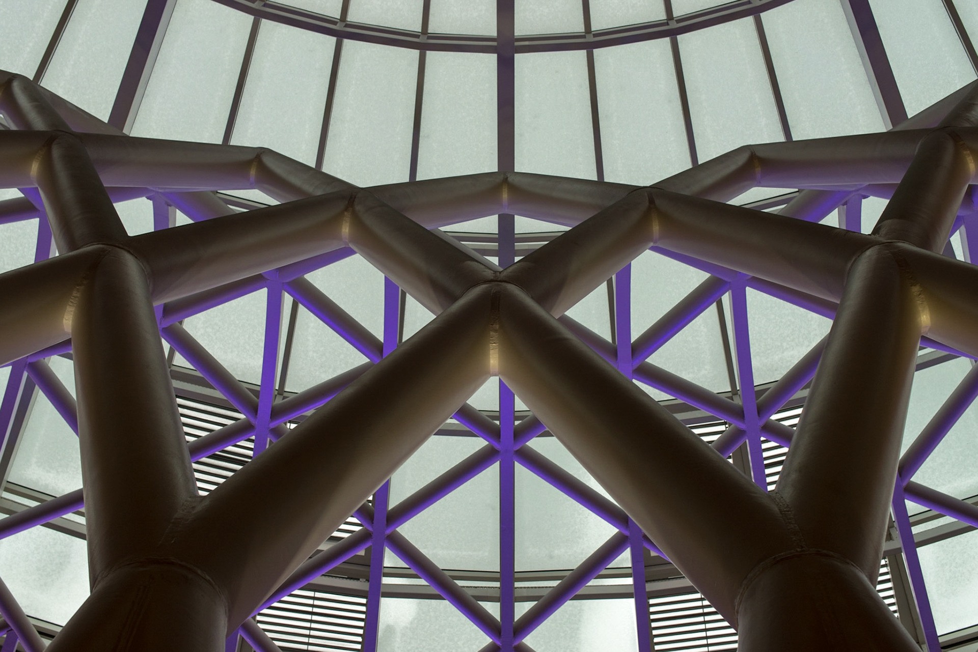 Taken during the RPS London 1853 celebration.Looking up at Kings Cross Station.