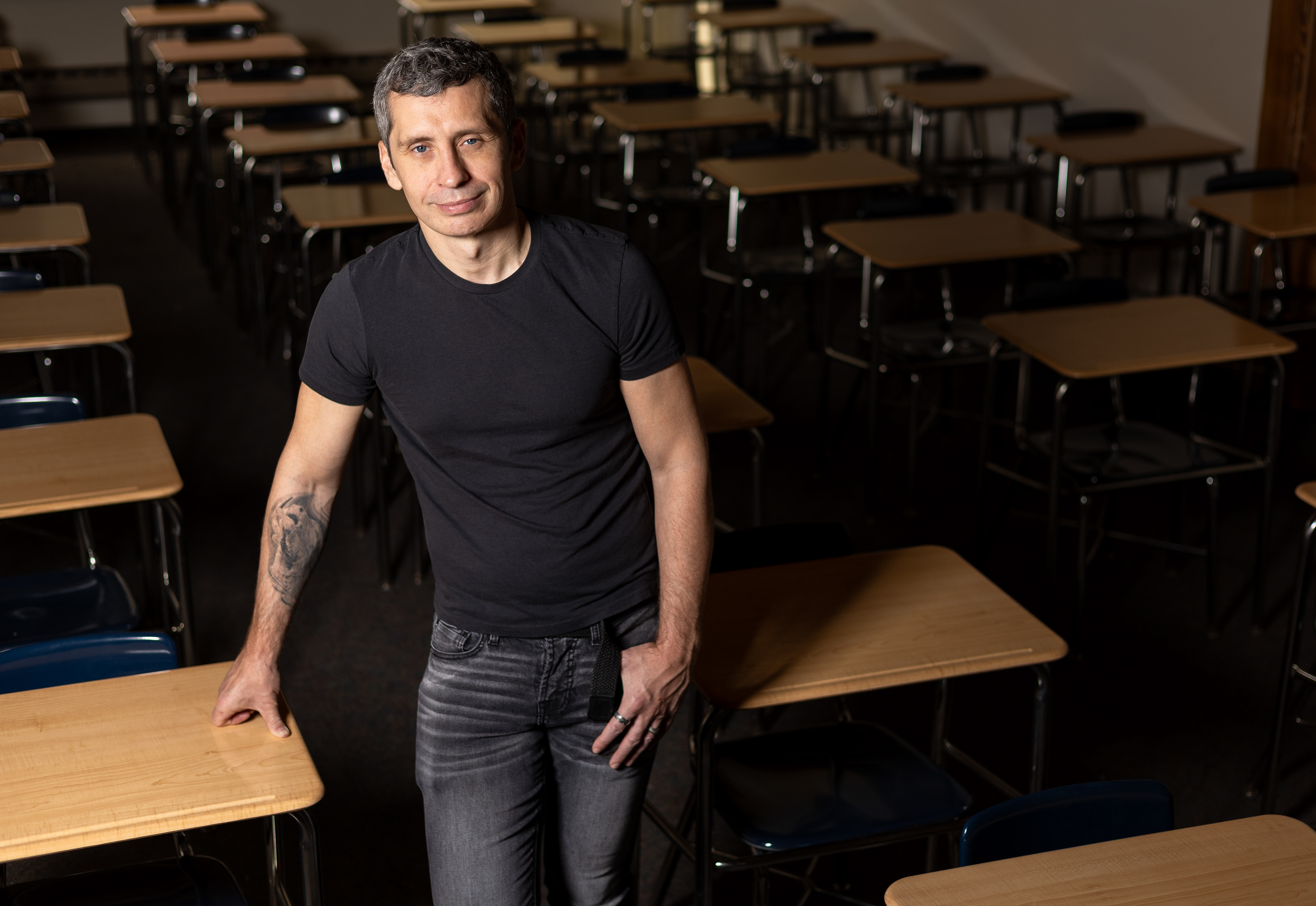 Bill Hillmann is a Pamplona bull runner, novelist, former Chicago Golden Glove boxer and currently works as a full-time english & communication professor of literature at East-West University. Hillman poses for a portrait at East-West University in Chicago’s Loop, on Friday, Oct. 17, 2025. (Dominic Di Palermo/Chicago Tribune)