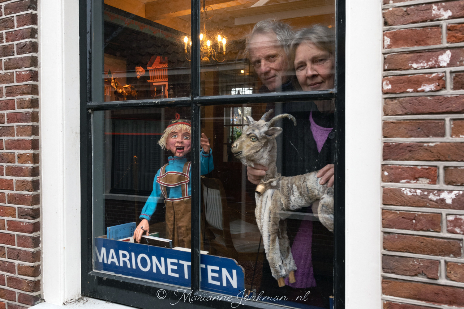 René van Tol en Mariska Brugman, hebben de poppen aan het dansen