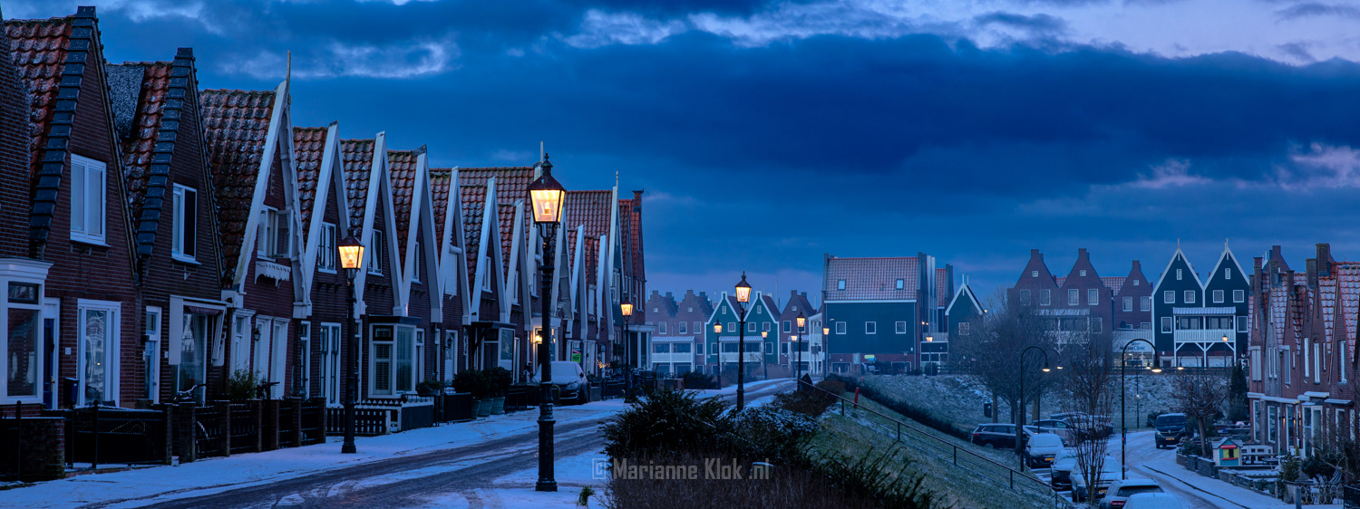 Blauwe uurtje in Volendam