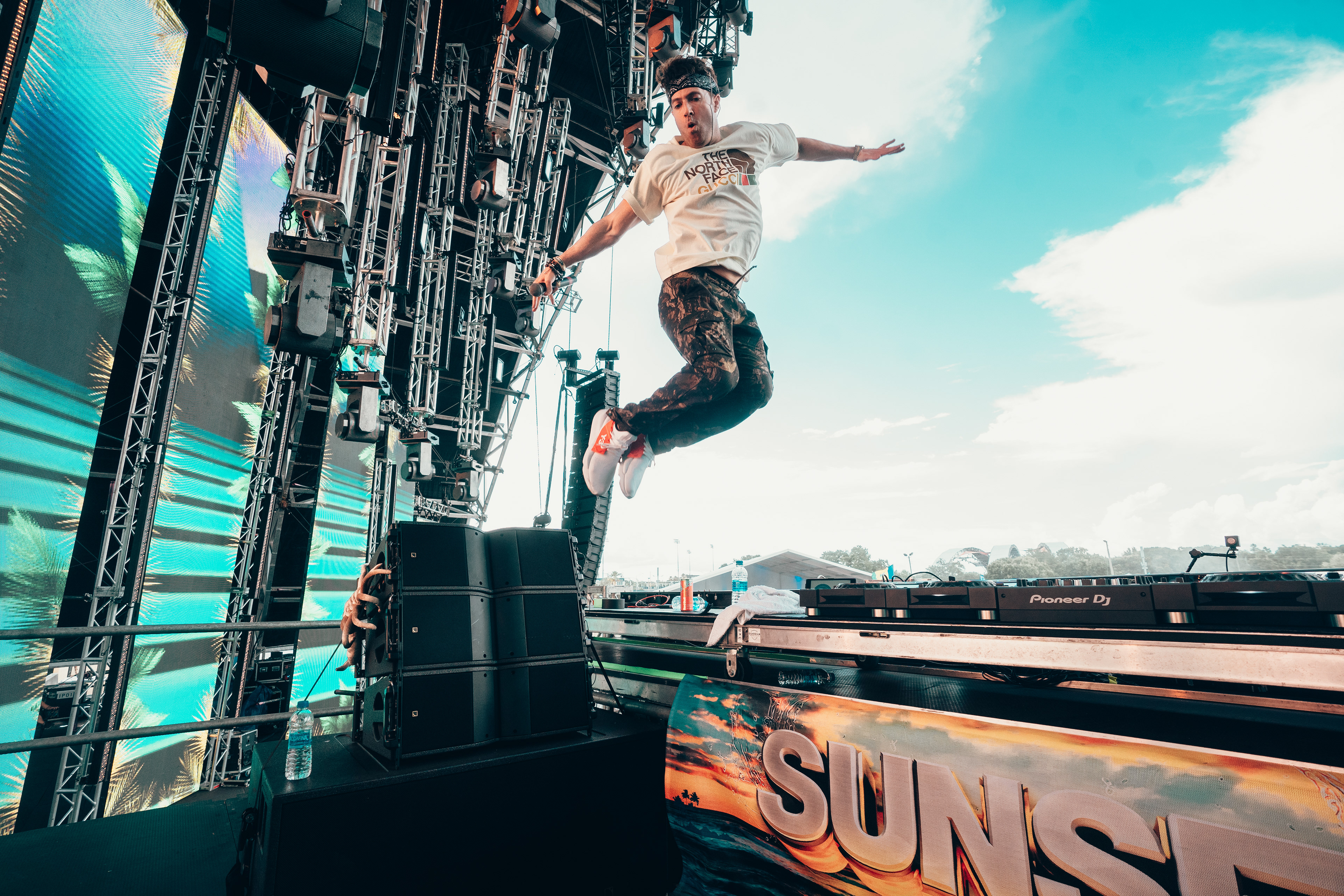 Paz at Sunset Music Festival by Lia Crumpton