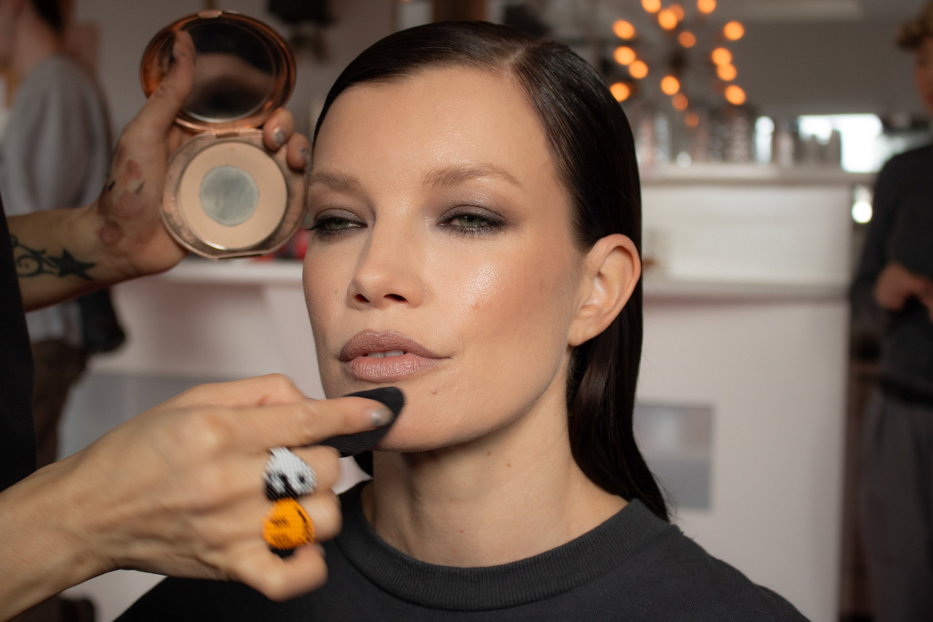 Makeup: Veronica Chu / Hair: Ryan L. McGovern