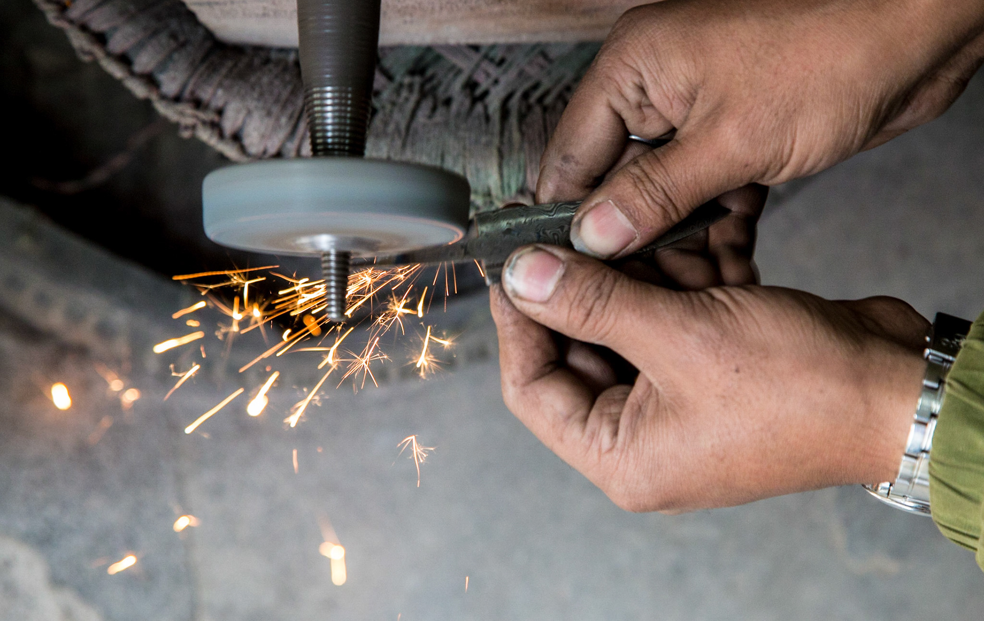 Filing the handle