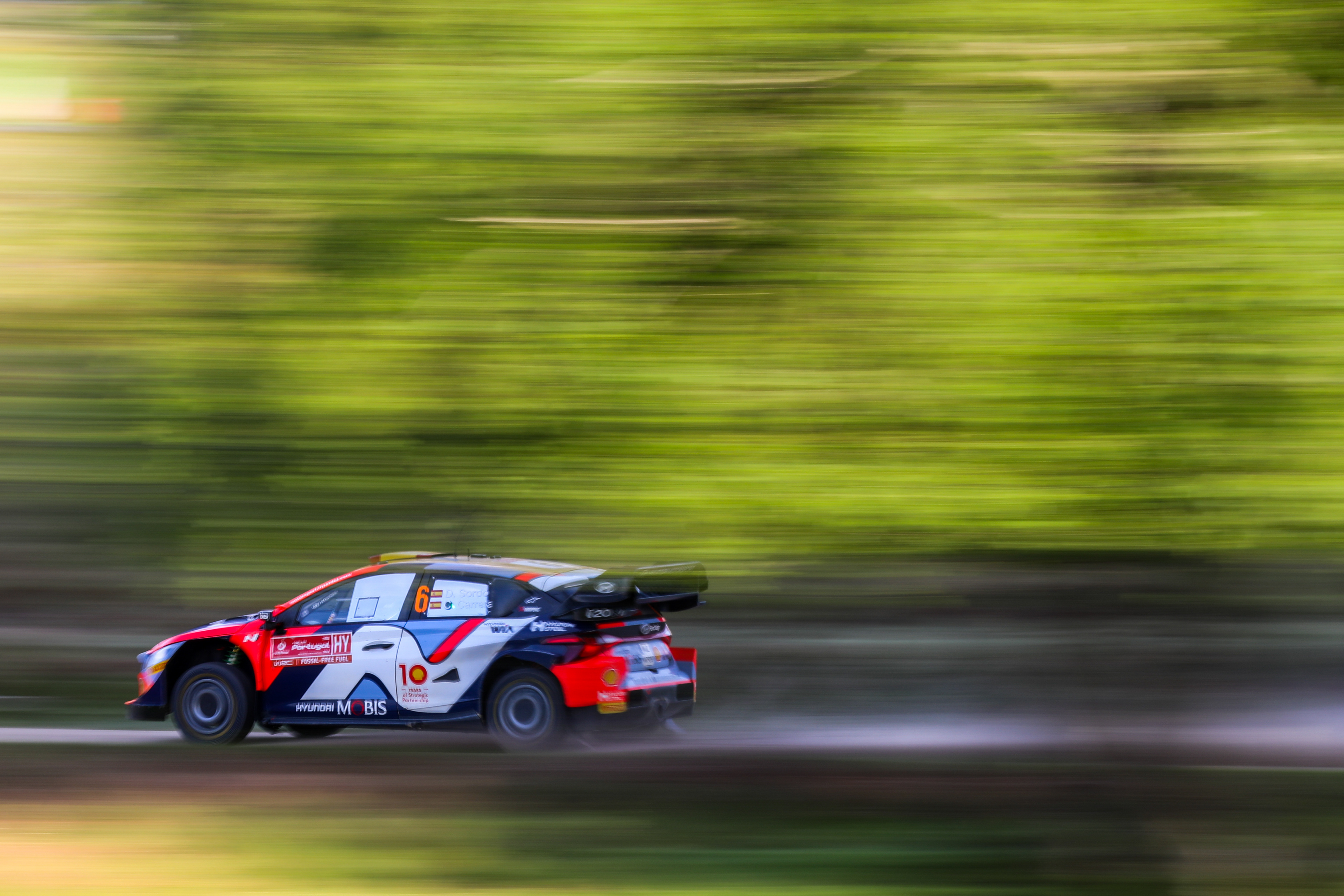 6 - Daniel Sordo (ESP) / Cándido Carrera (ESP) - Hyundai Shell Mobis World Rally Team - Hyundai i20N Rally1 Hybrid - WRC Portugal 2024, May 12, Fafe Portugal - Photo Edu Almeida / Zoom Motorsport