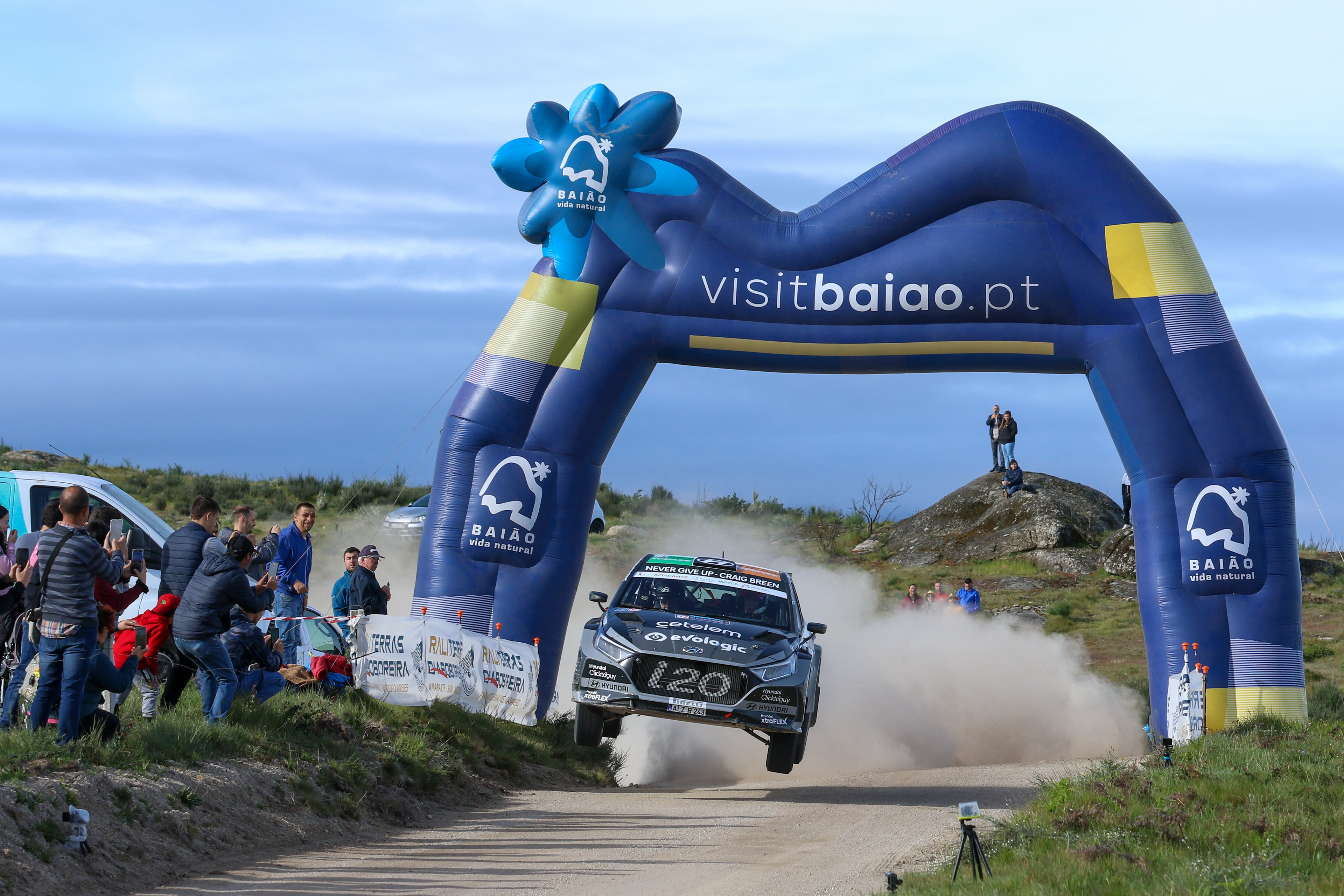 77 - Kris Meeke (GBR) / Ola Floene (NOR) - Team Hyundai Portugal - Hyundai i20N Rally2 - Rali Terras D’Aboboreira 2023, April 28 2023, Amarante Portugal - Photo Edu Almeida / Zoom Motorsport 