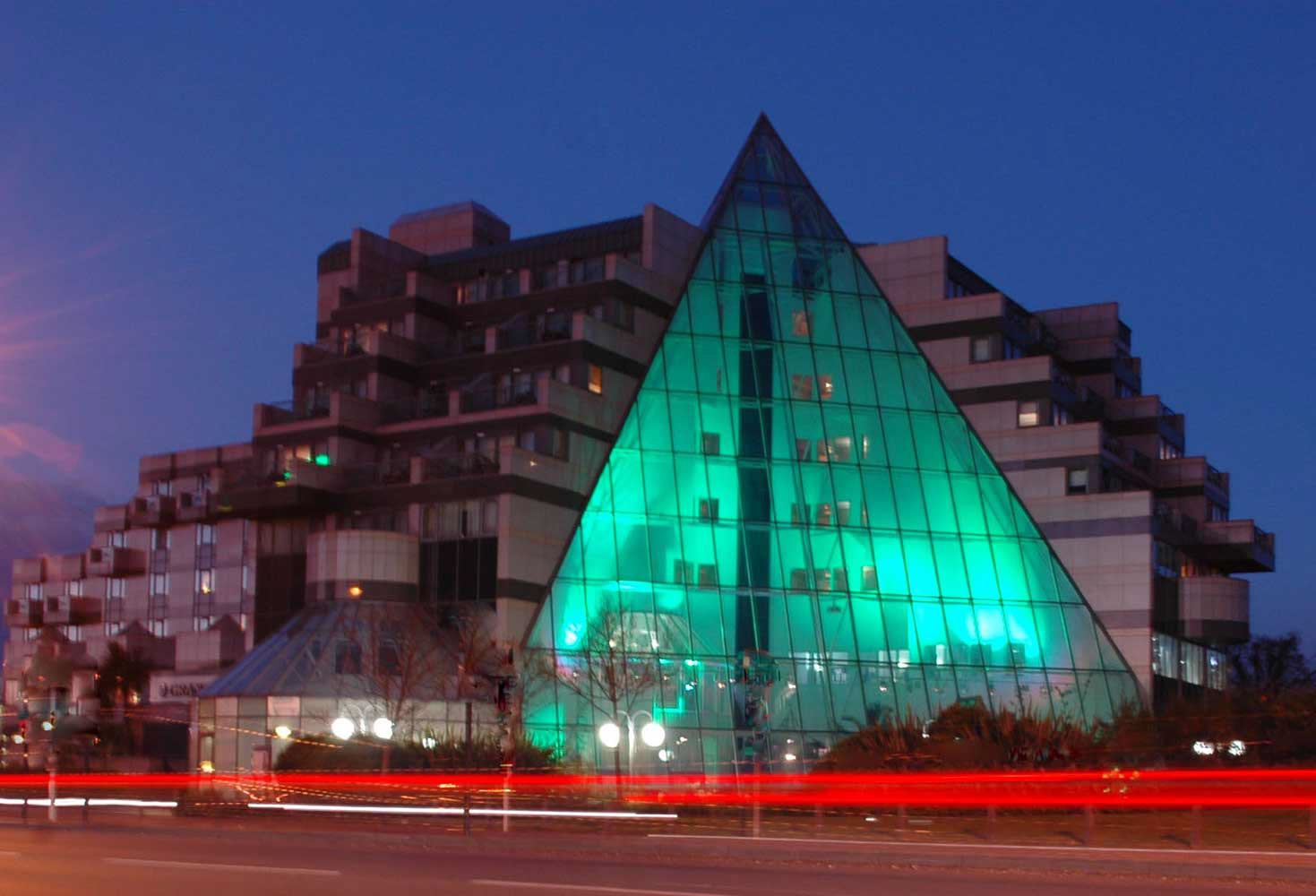 The Grand Harbour Hotel