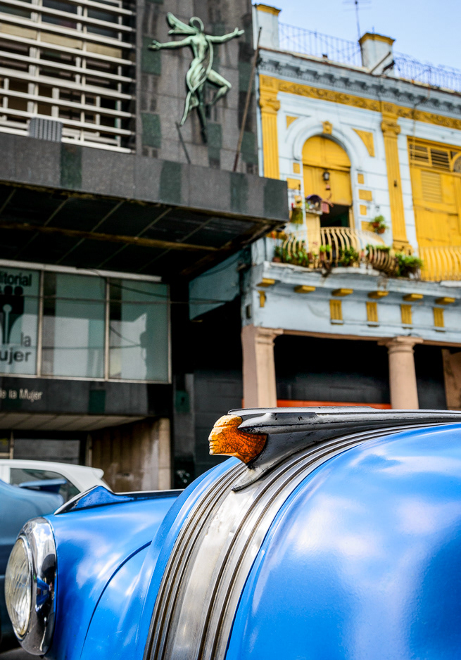 PONTIAC ・ Havana Centro, Cuba-2015 - ID #012