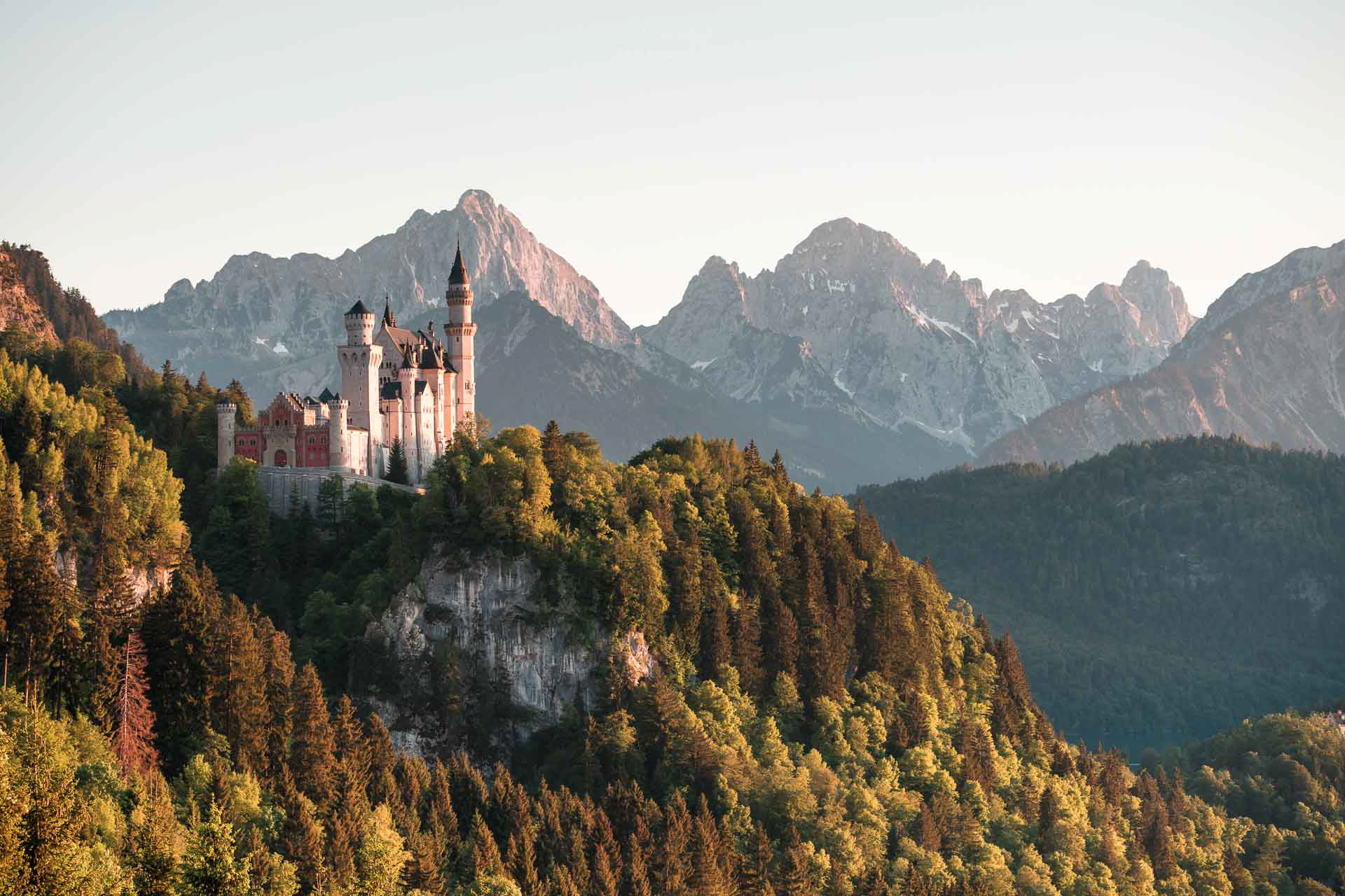 Neuschwanstein in Herbstfarben