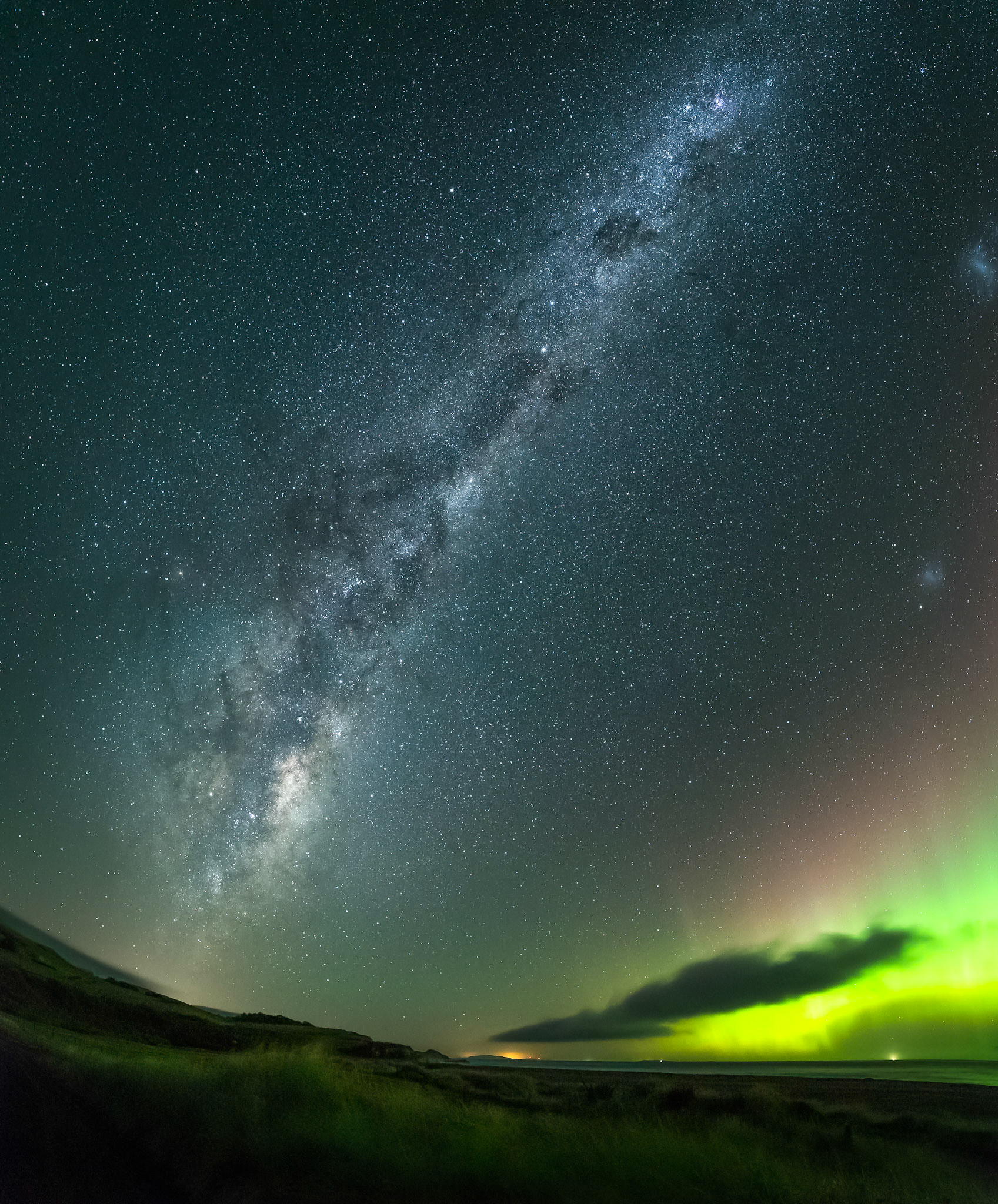 On this night there was a magnificent Aurora Australis booming on the beach, and a beautiful Milky Way high above