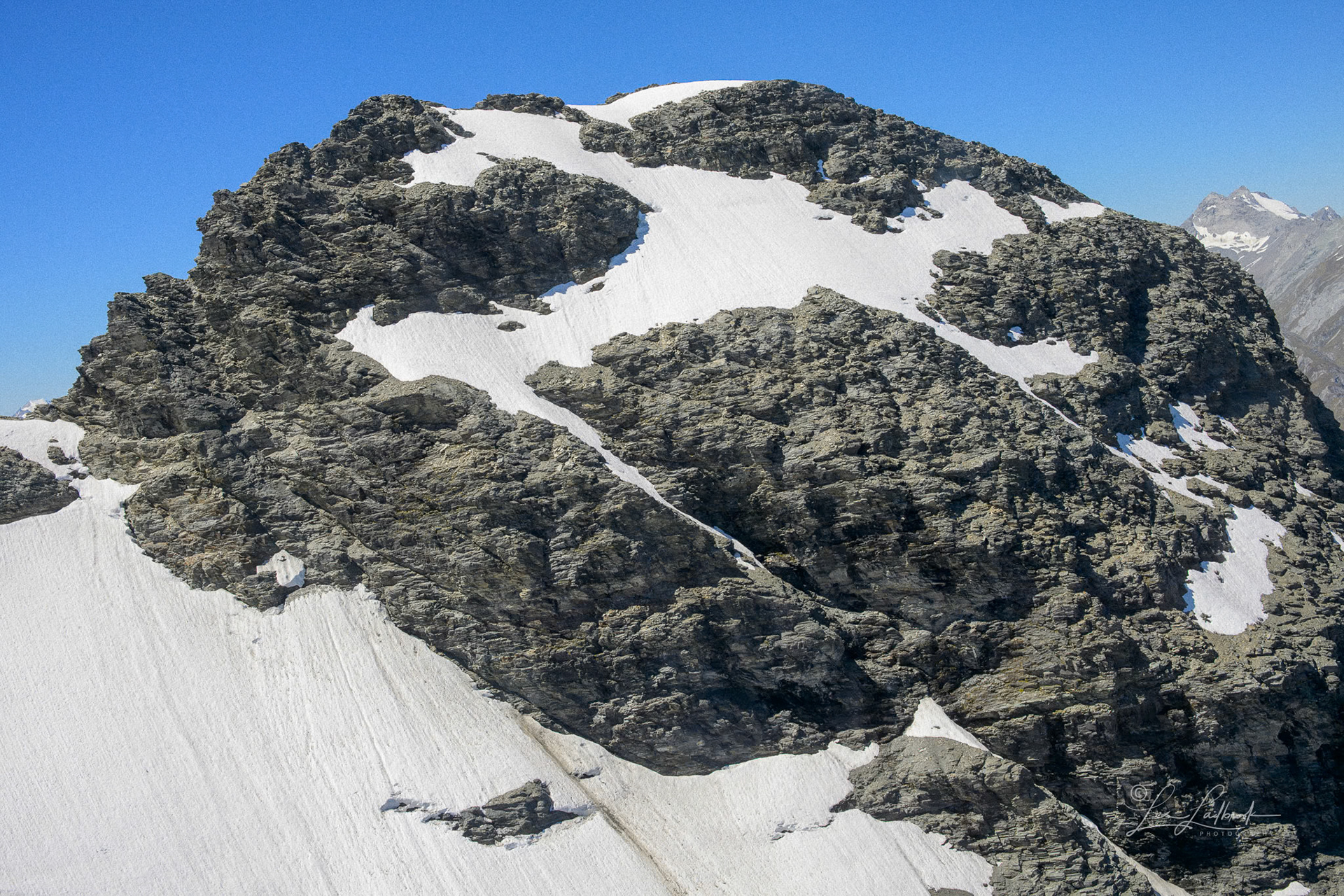 Black Beauty climbs easily up to the glacier tops.