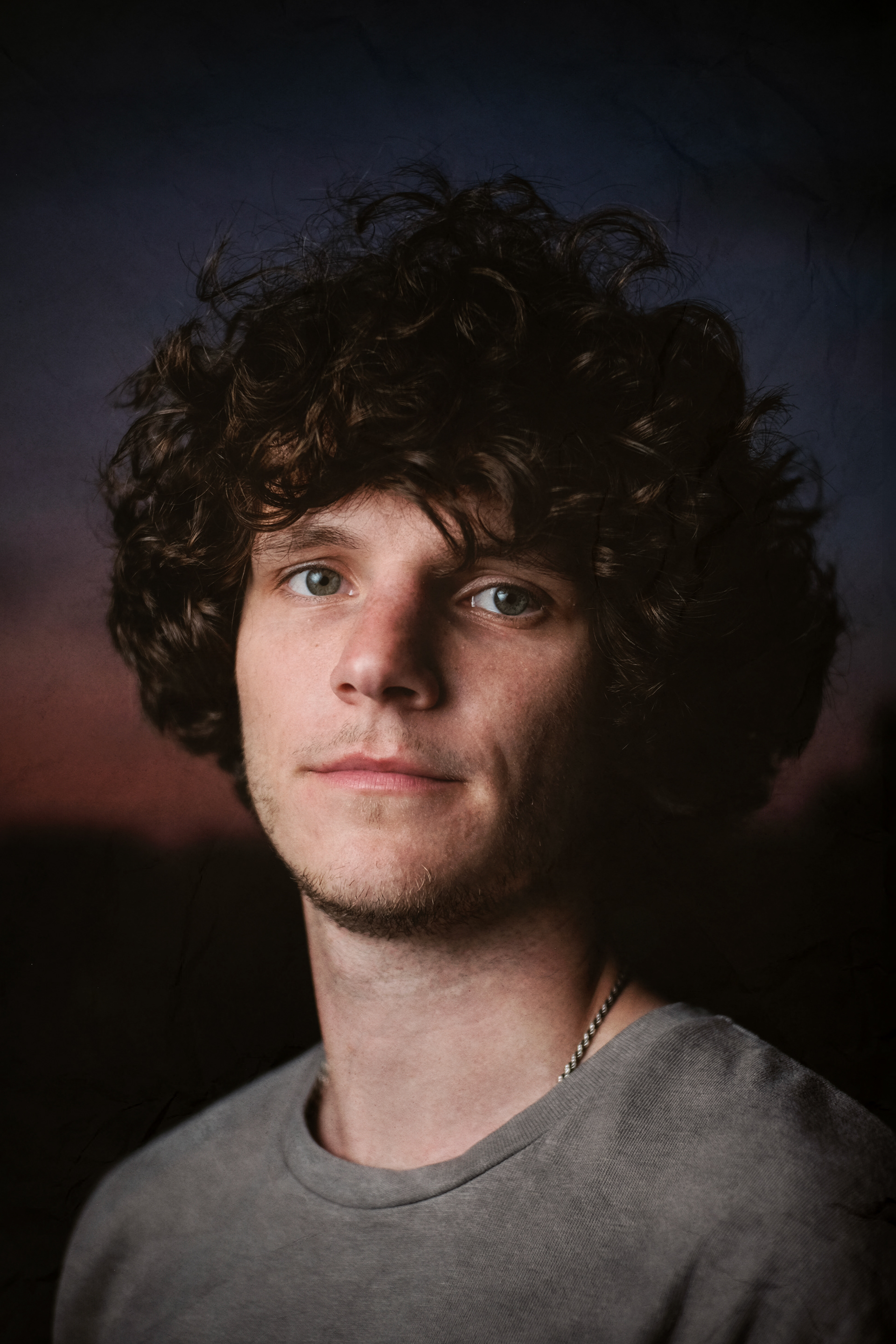 Tobiáš Nikl (Director/Editor/Producer) born in Prague and raised in Queens, NY. His previous work has screened at the Tribeca Film Festival and the Johns Hopkins University Film Festival. As a director he primarily works in documentary.