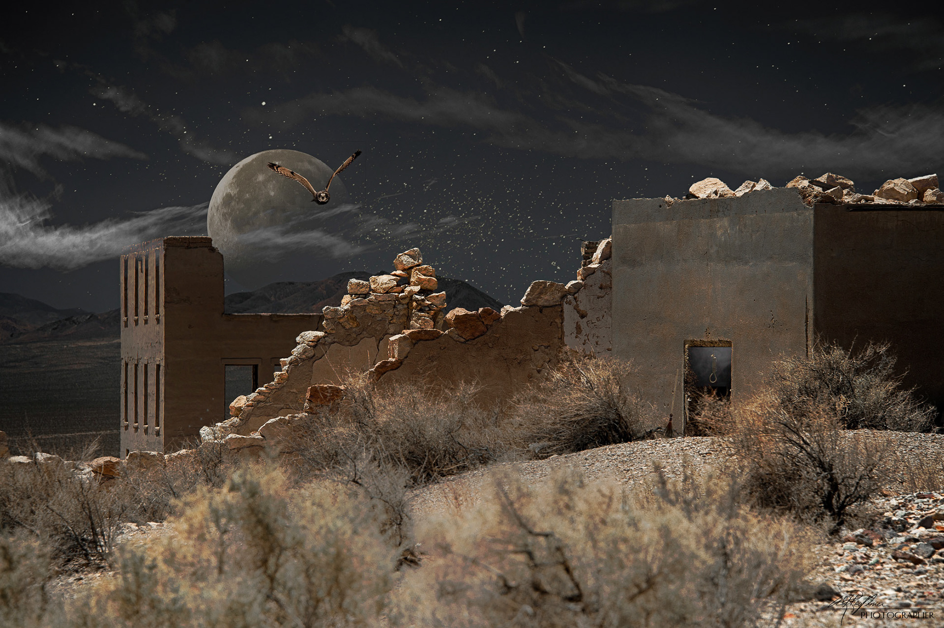 Jail and a Bank, Rhyolite