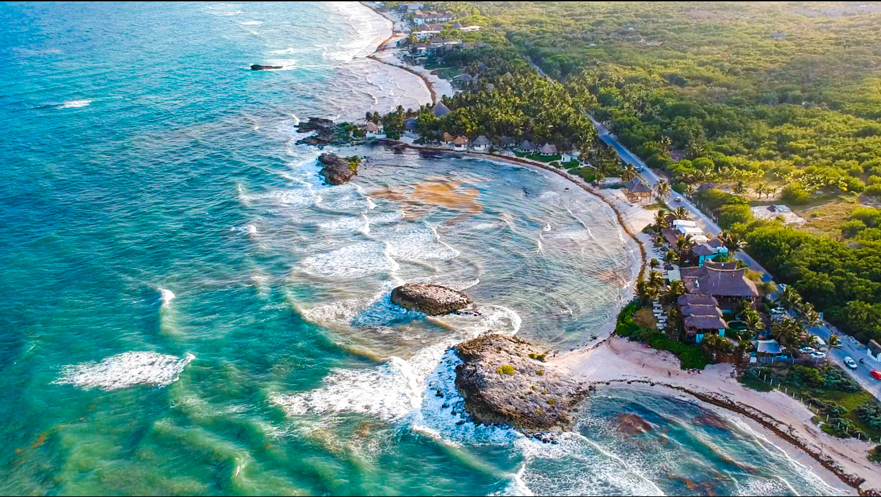 PUNTA PIEDRA, HOTEL EL PEZ