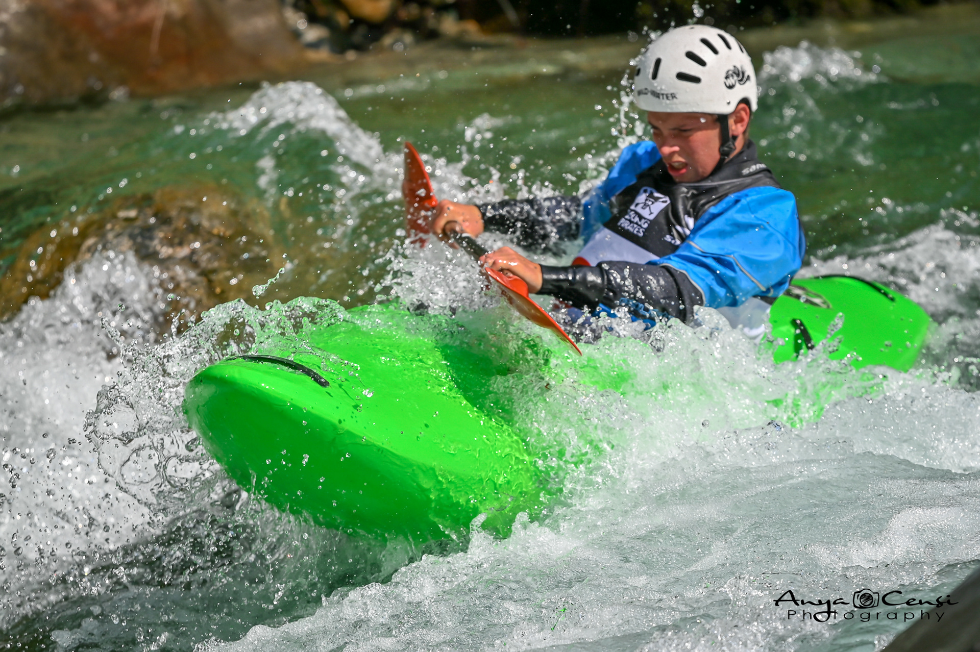 Kayak-80